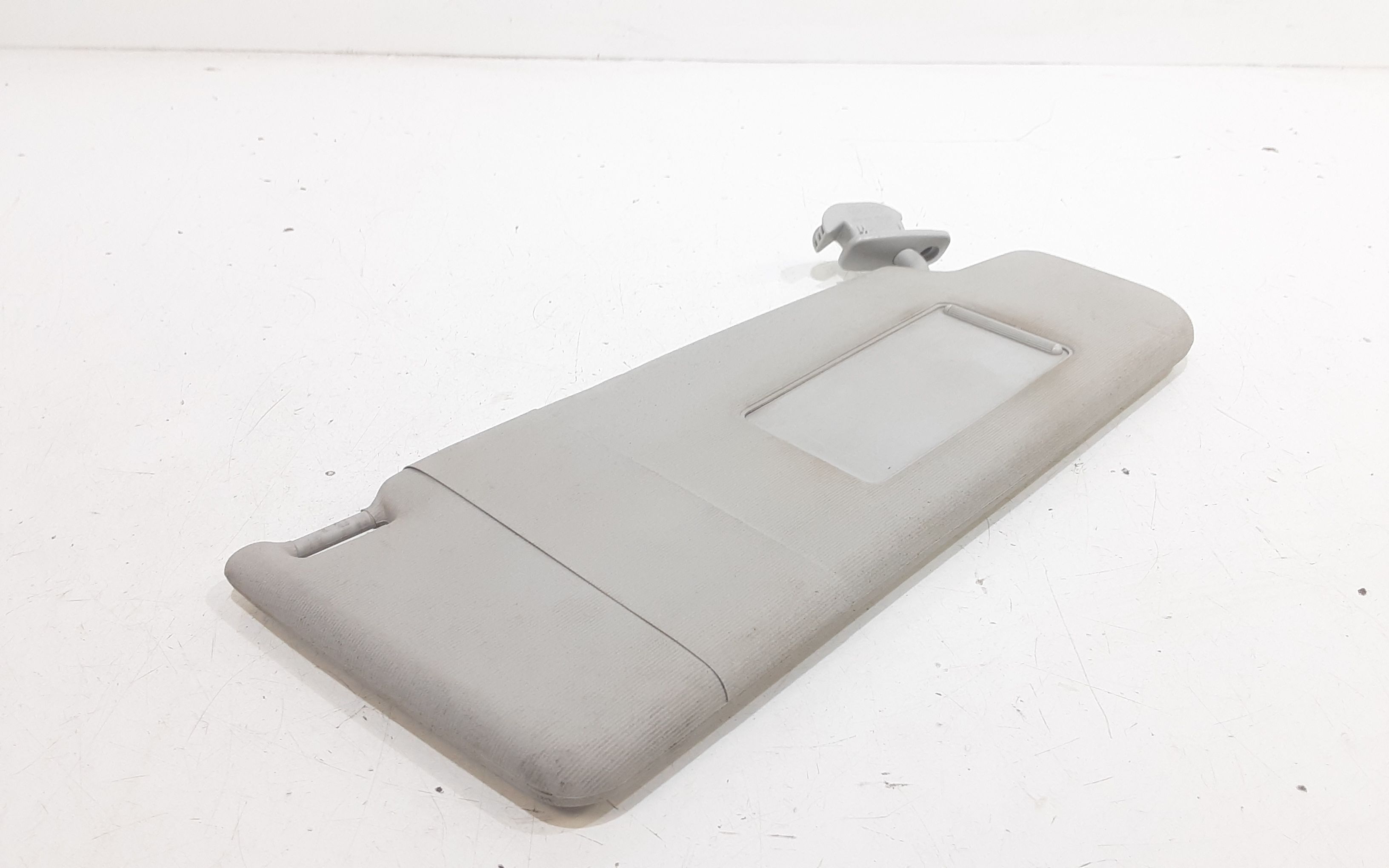 Aletta Parasole Parabrezza Destro 3B0857552AL2F4 Usato