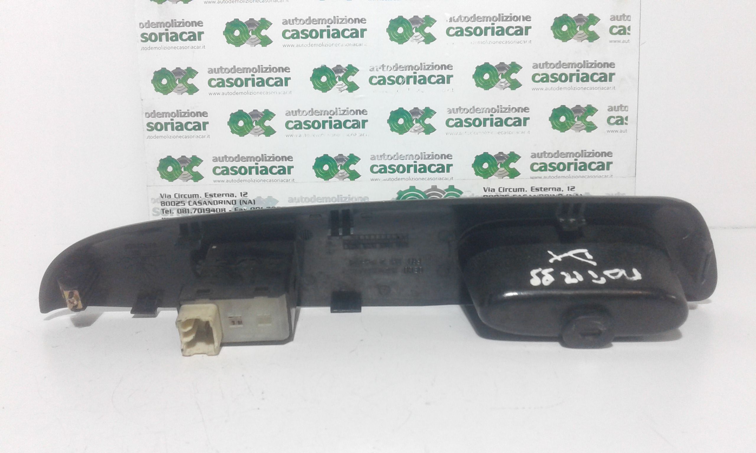 Interruttore Alzacristalli Porta Ant. Destro Usato