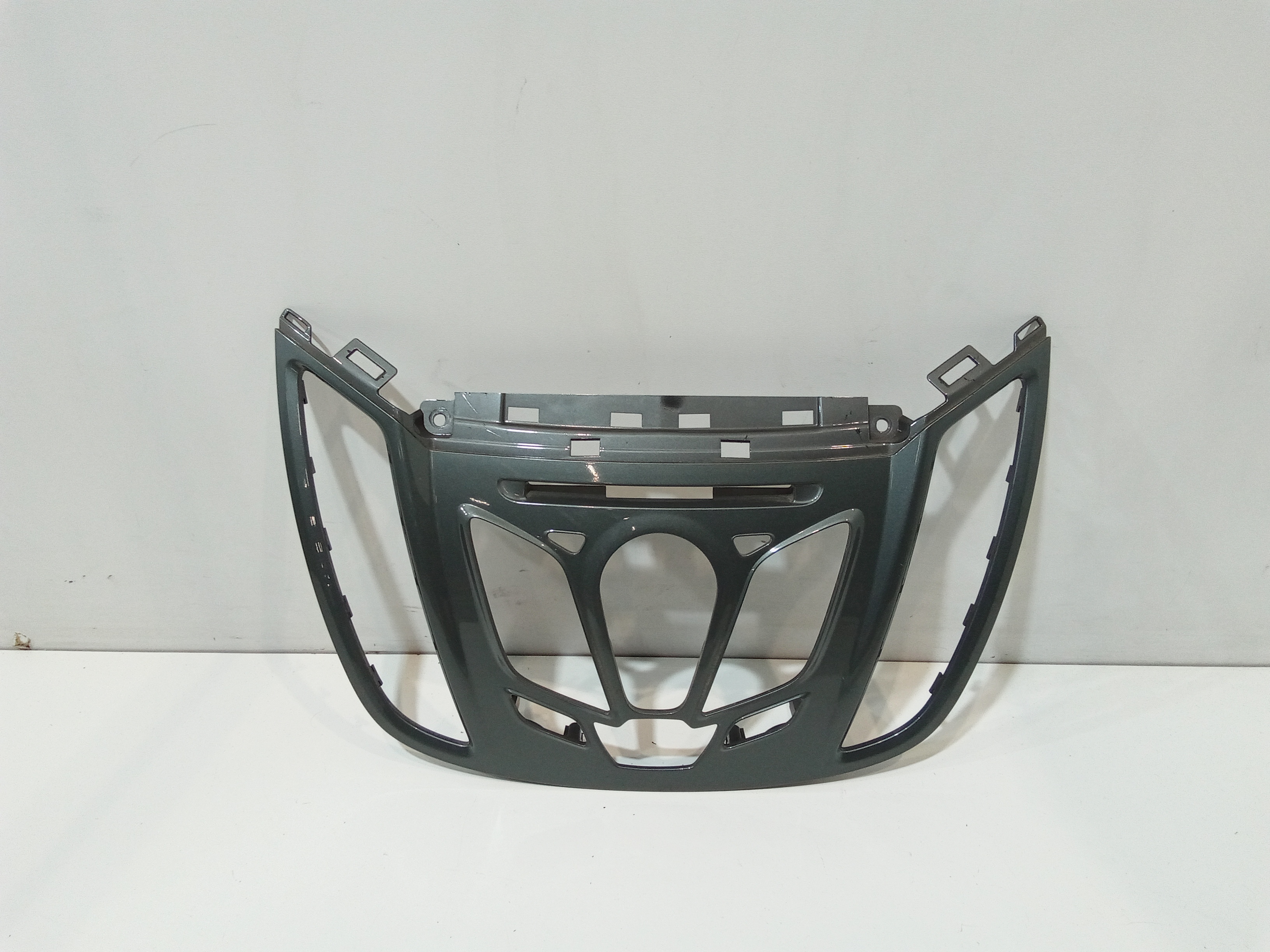 Rivestimento Centr. Cruscotto 1820130 Usato