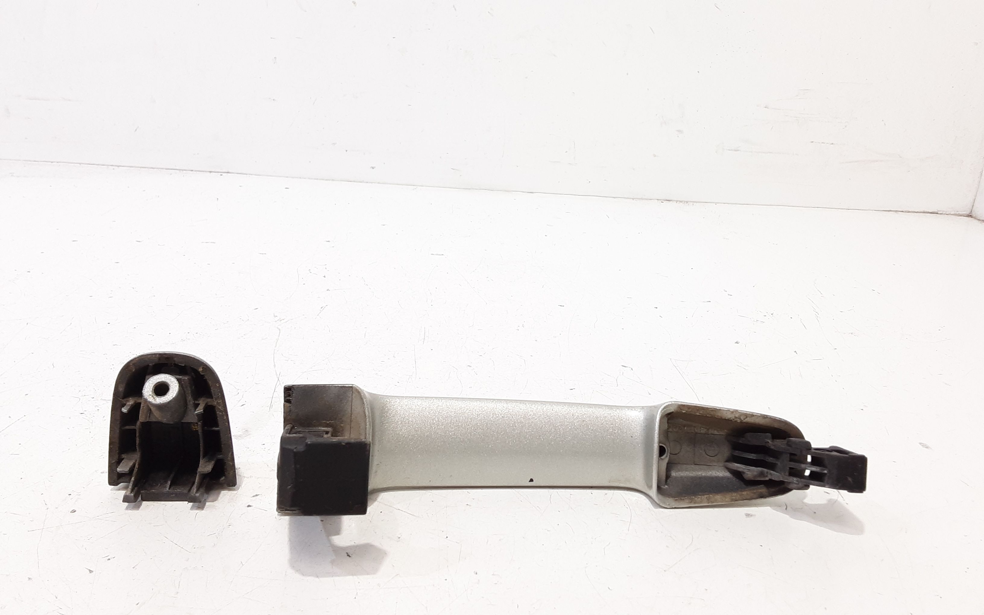 Maniglia Porta Ant. Destro 6921105903 Usato