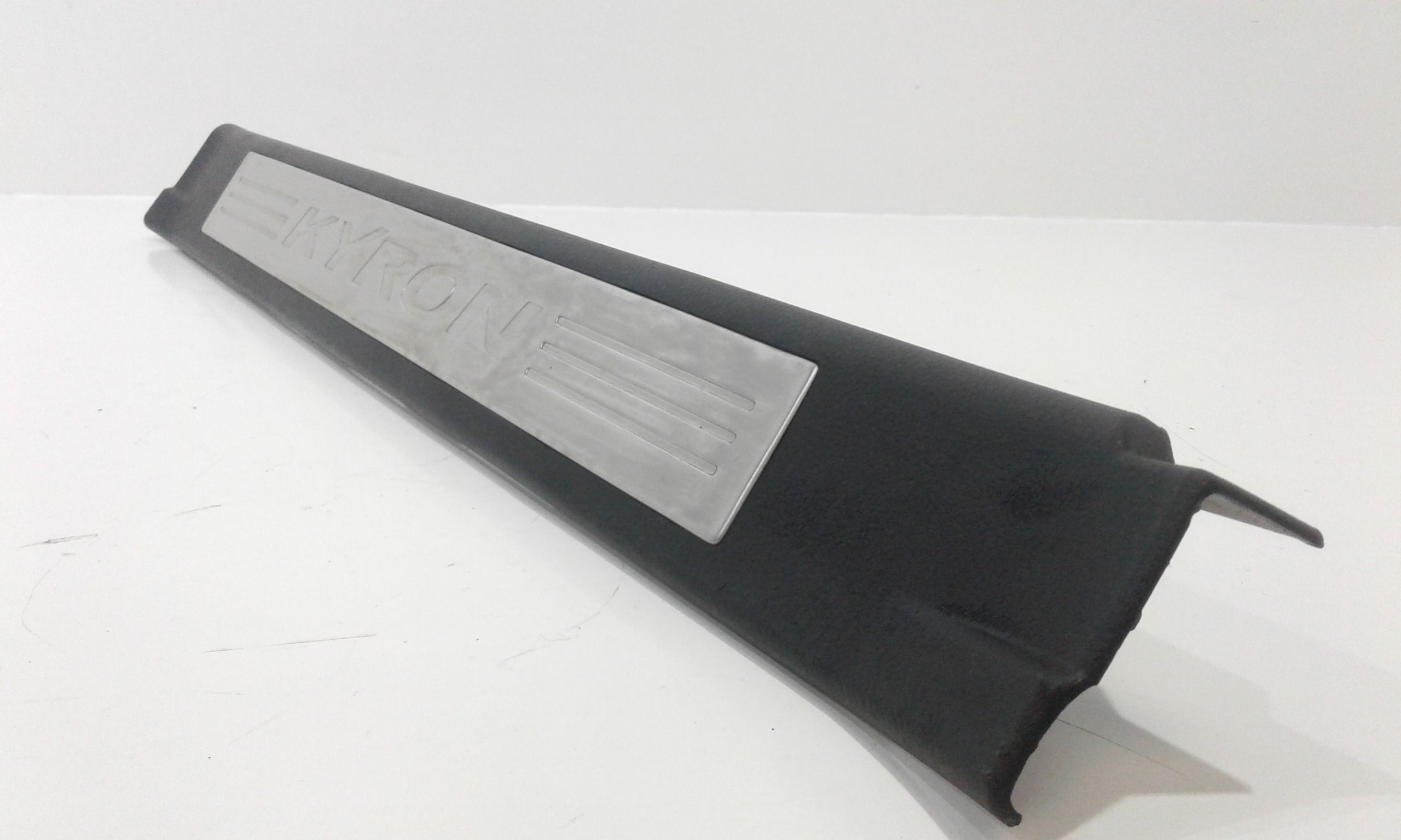 Rivestimento Int. Battitacco Ant. Sx Usato