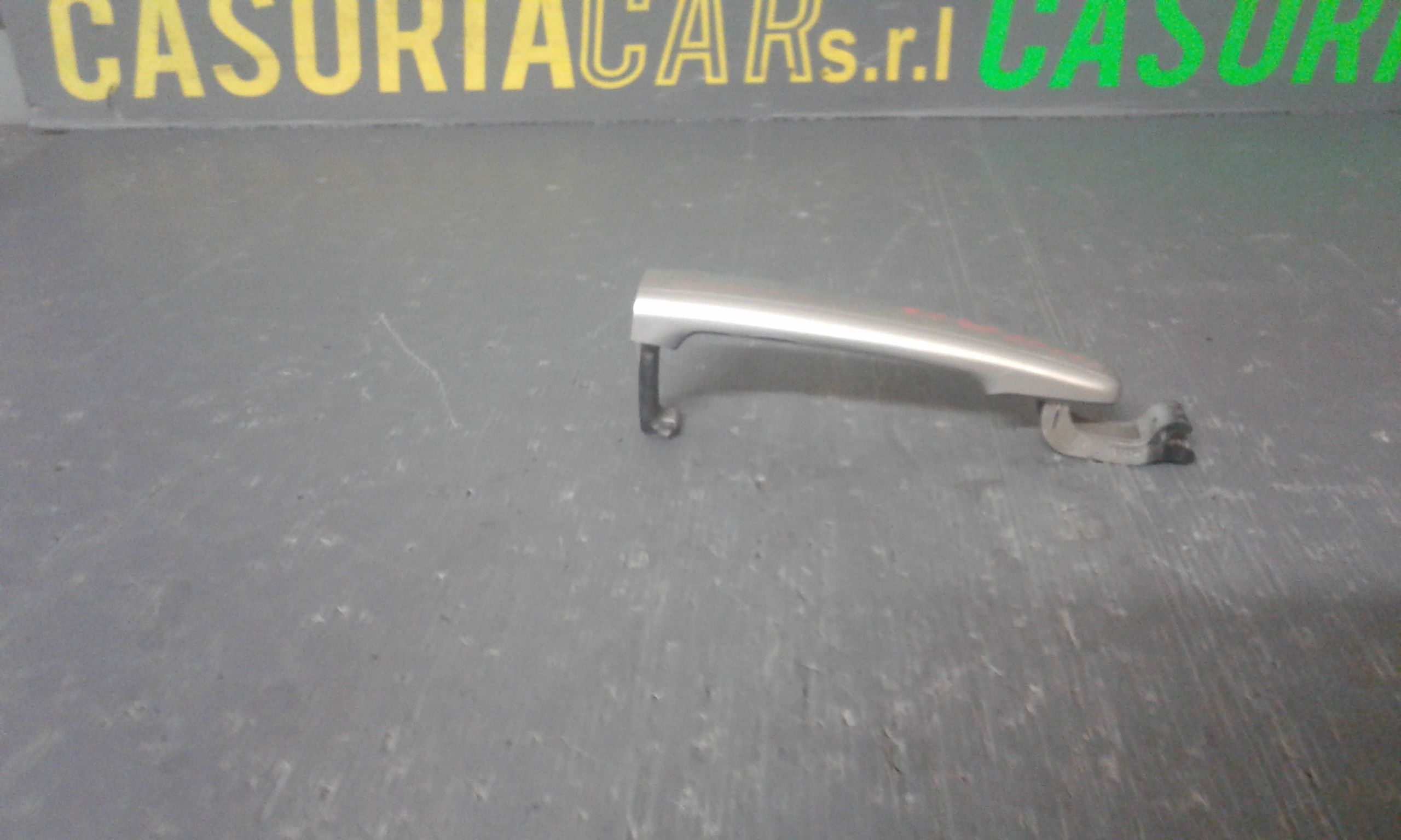 Maniglia Porta Ant. Sinistro 9101W1 Usato