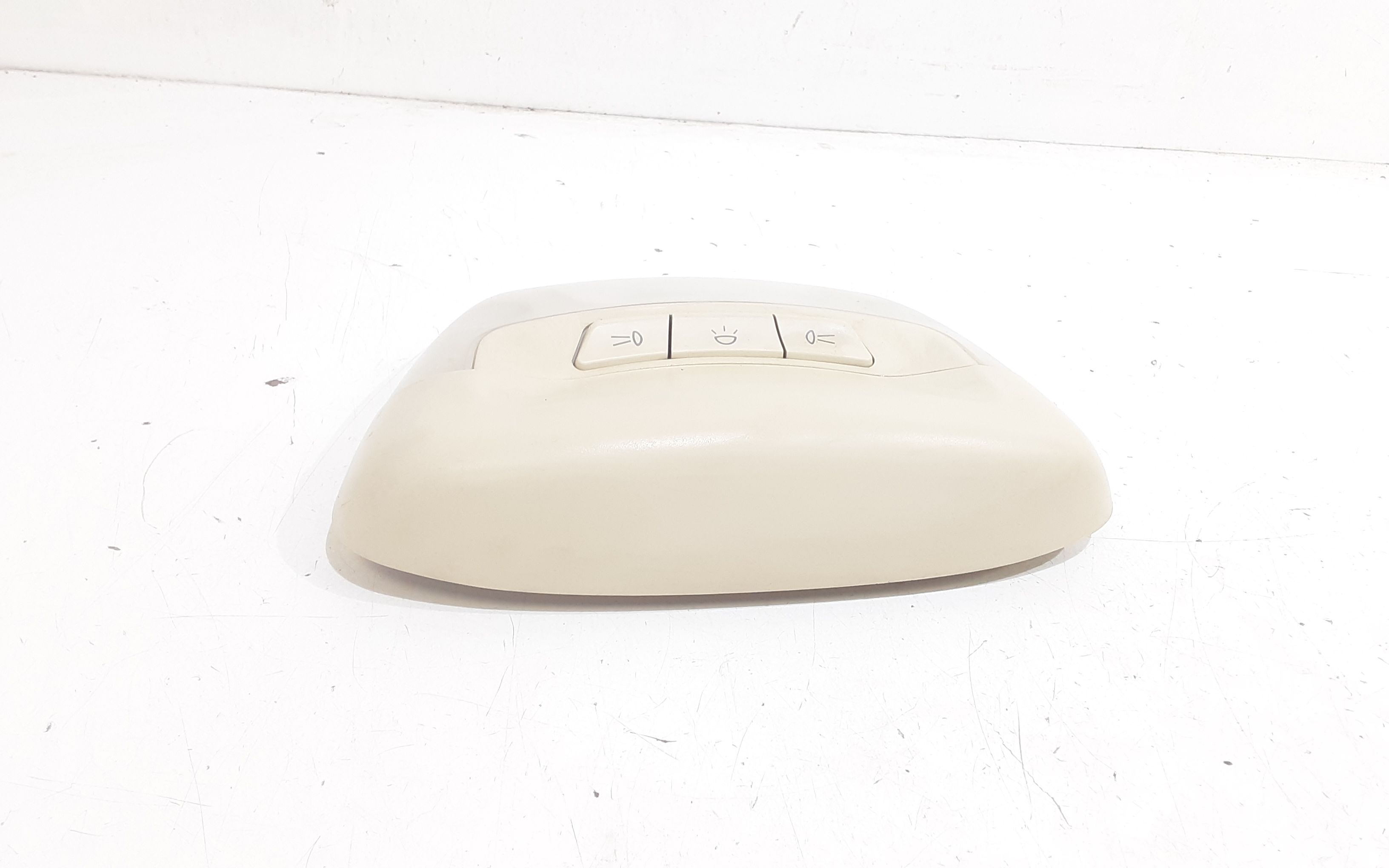 Luce Cortesia Ant. Tetto 46791389 Usato