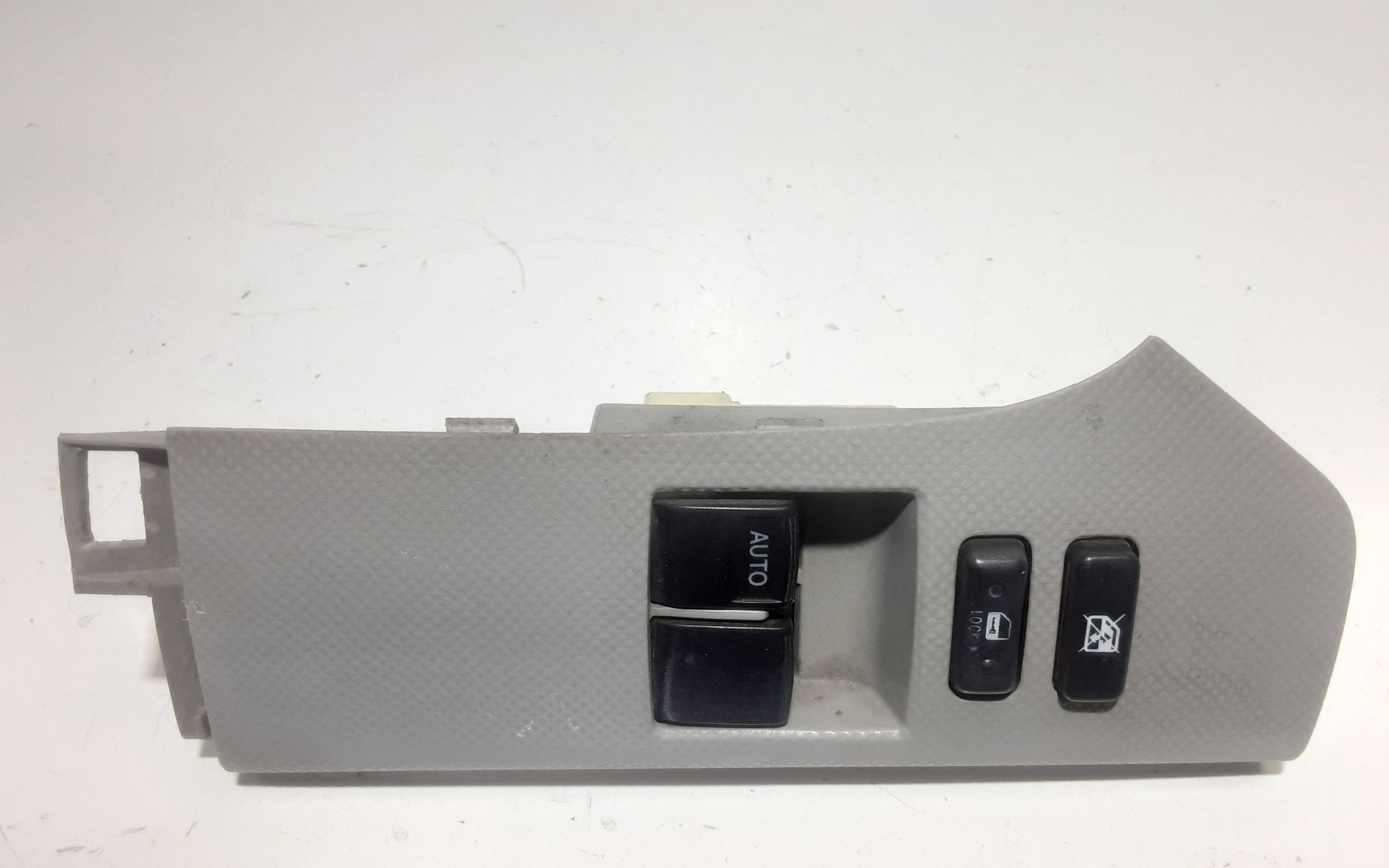 Interruttore Alzacristalli Porta Ant. Sinistro Usato