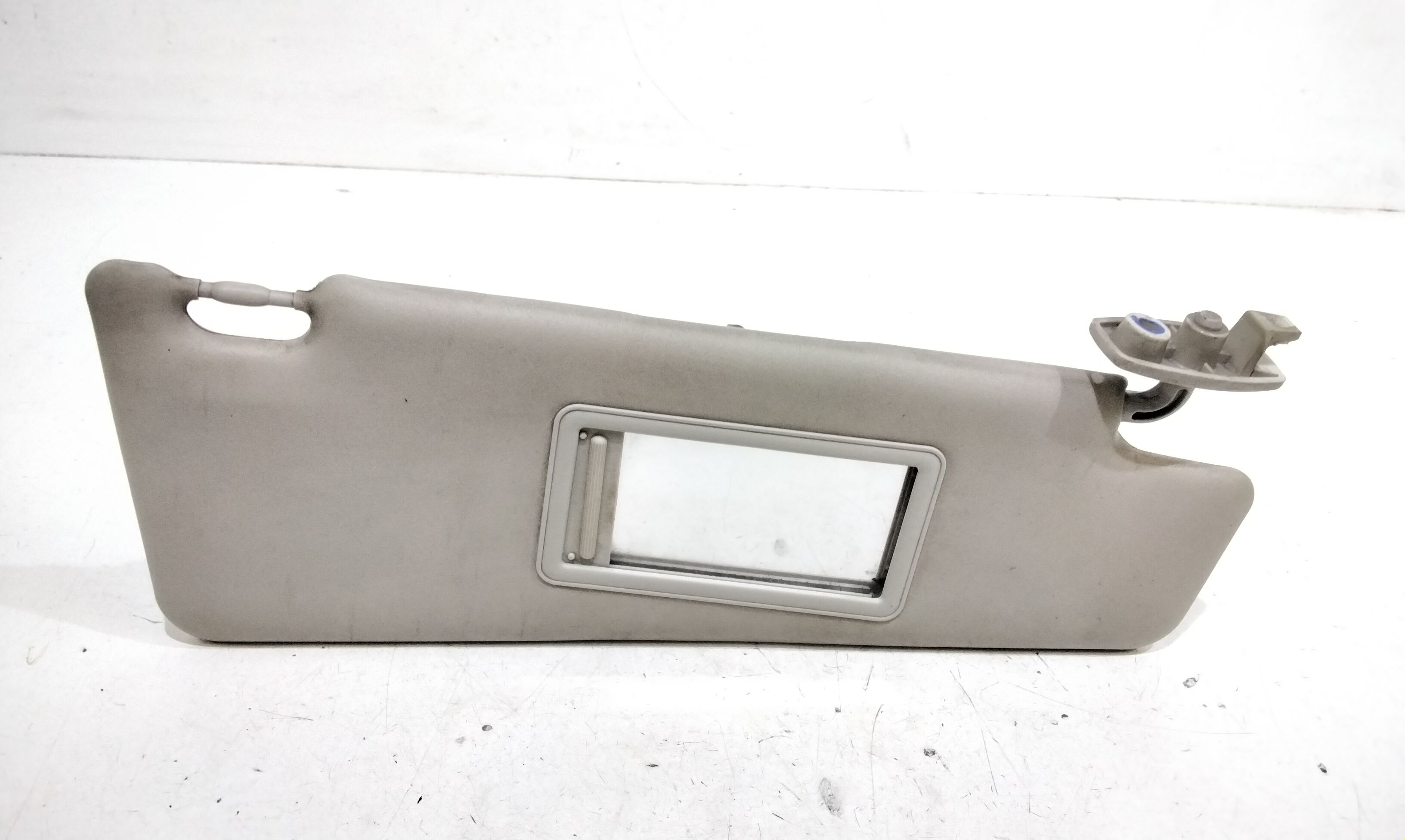 Aletta Parasole Parabrezza Destro 735361684 Usato