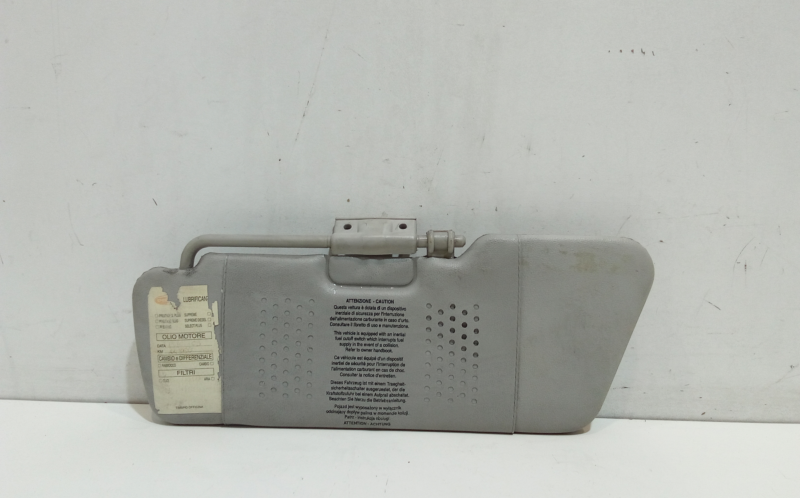 Aletta Parasole Parabrezza Sinistro 735244330 Usato