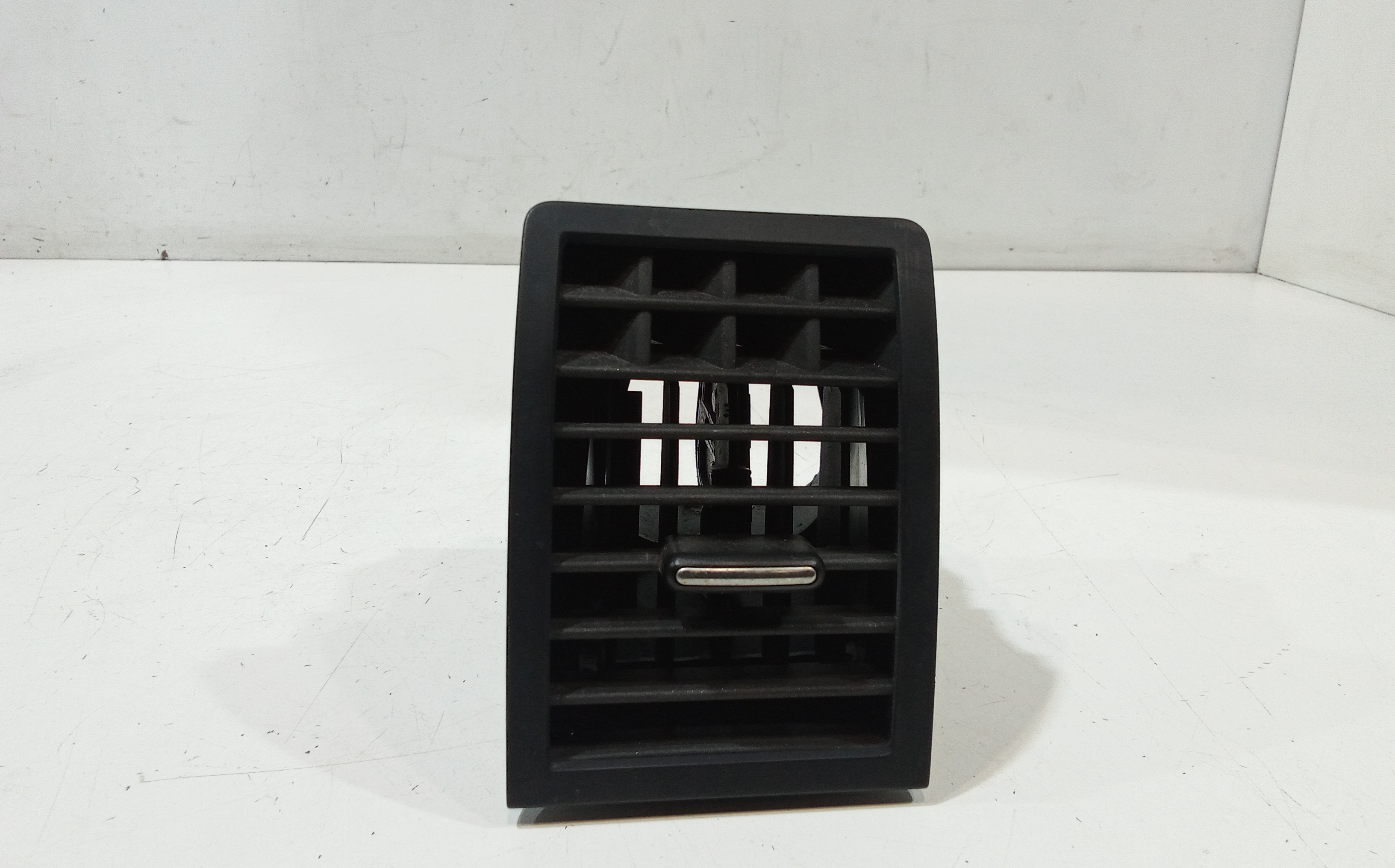 Condotto Aria Bocchette Lat. Cruscotto Destro 7L6819870 Usato