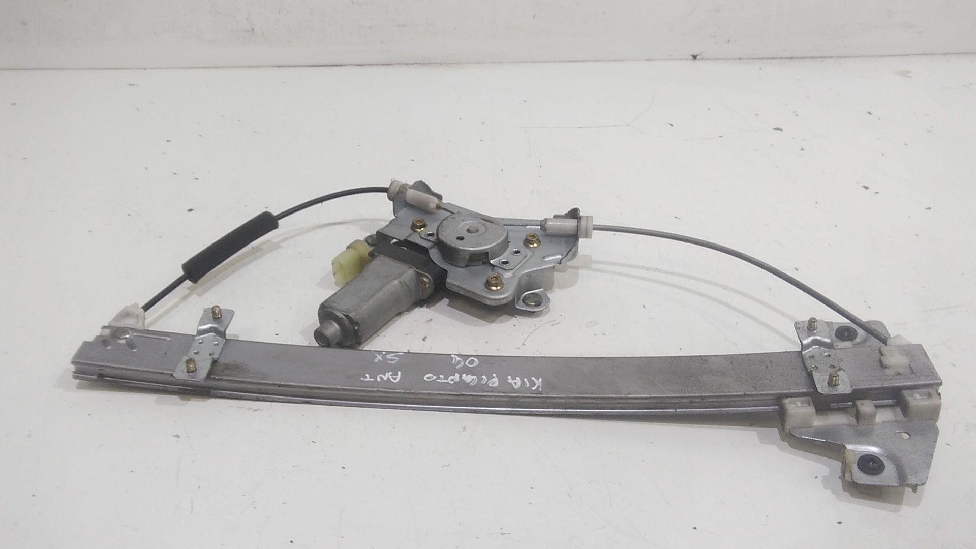 Alzacristallo Porta Ant. Sinistro 8240107000 Usato