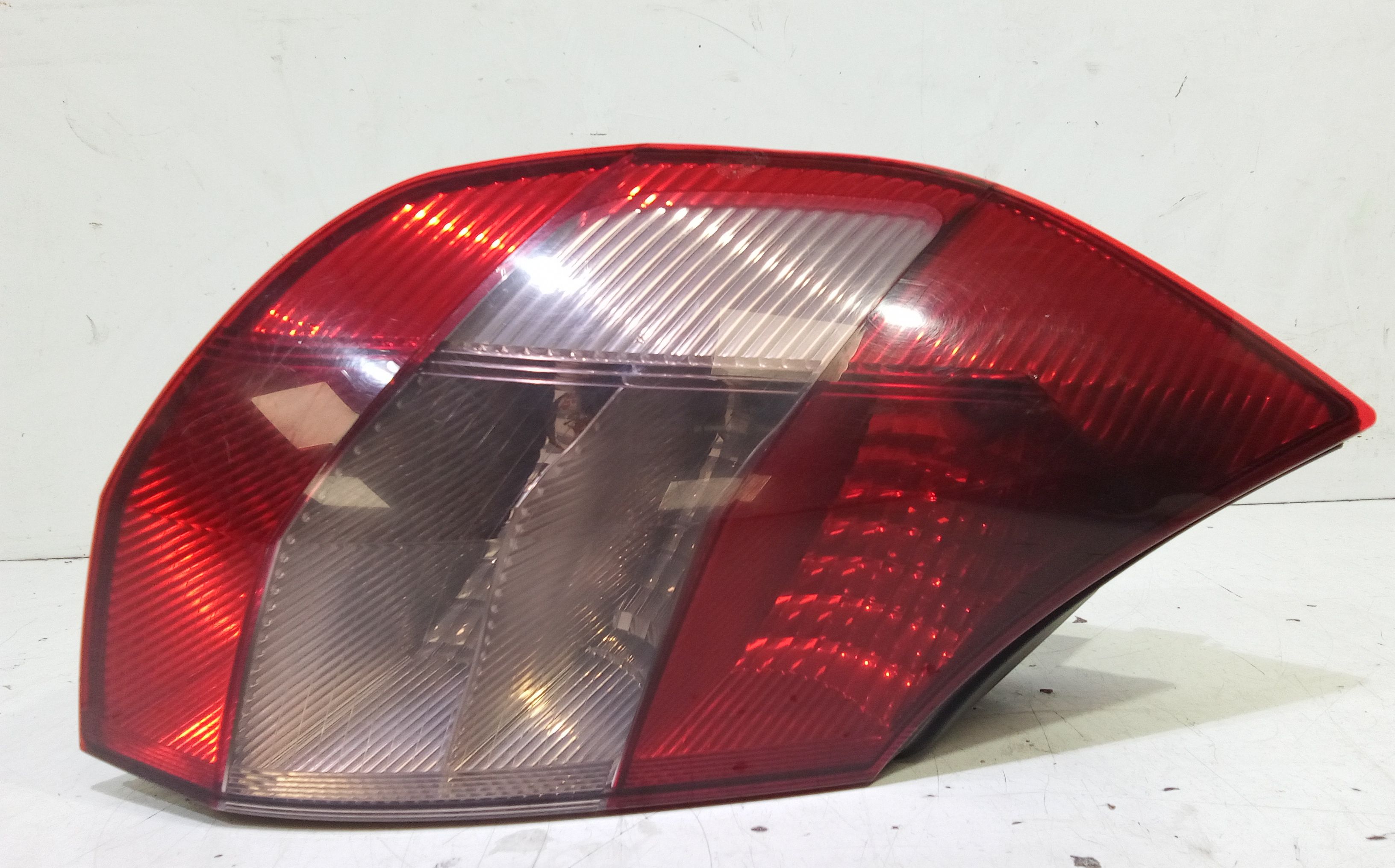 Fanale Post. Sinistro 8200127704 Usato