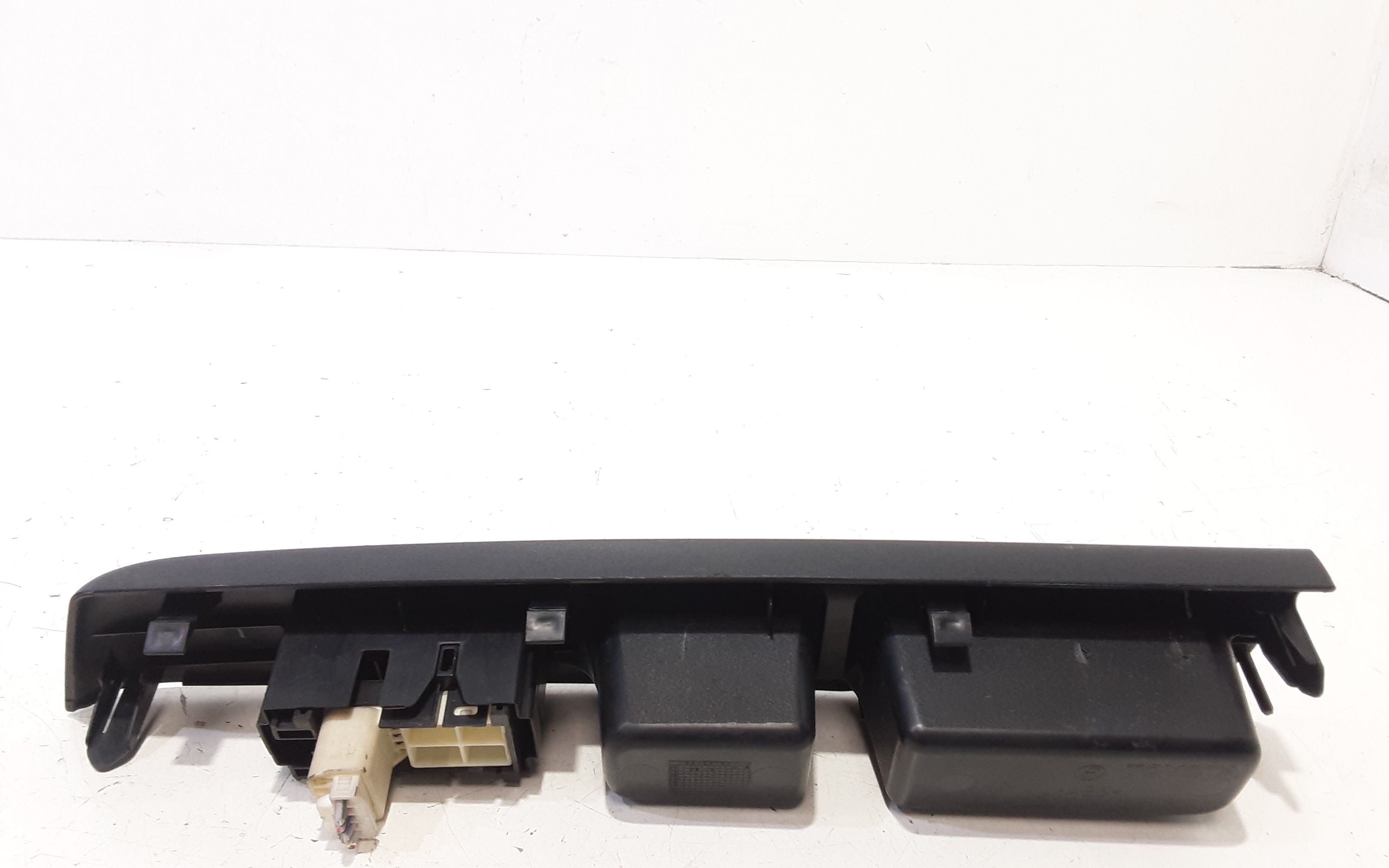 Interruttore Alzacristalli Porta Ant. Destro Usato