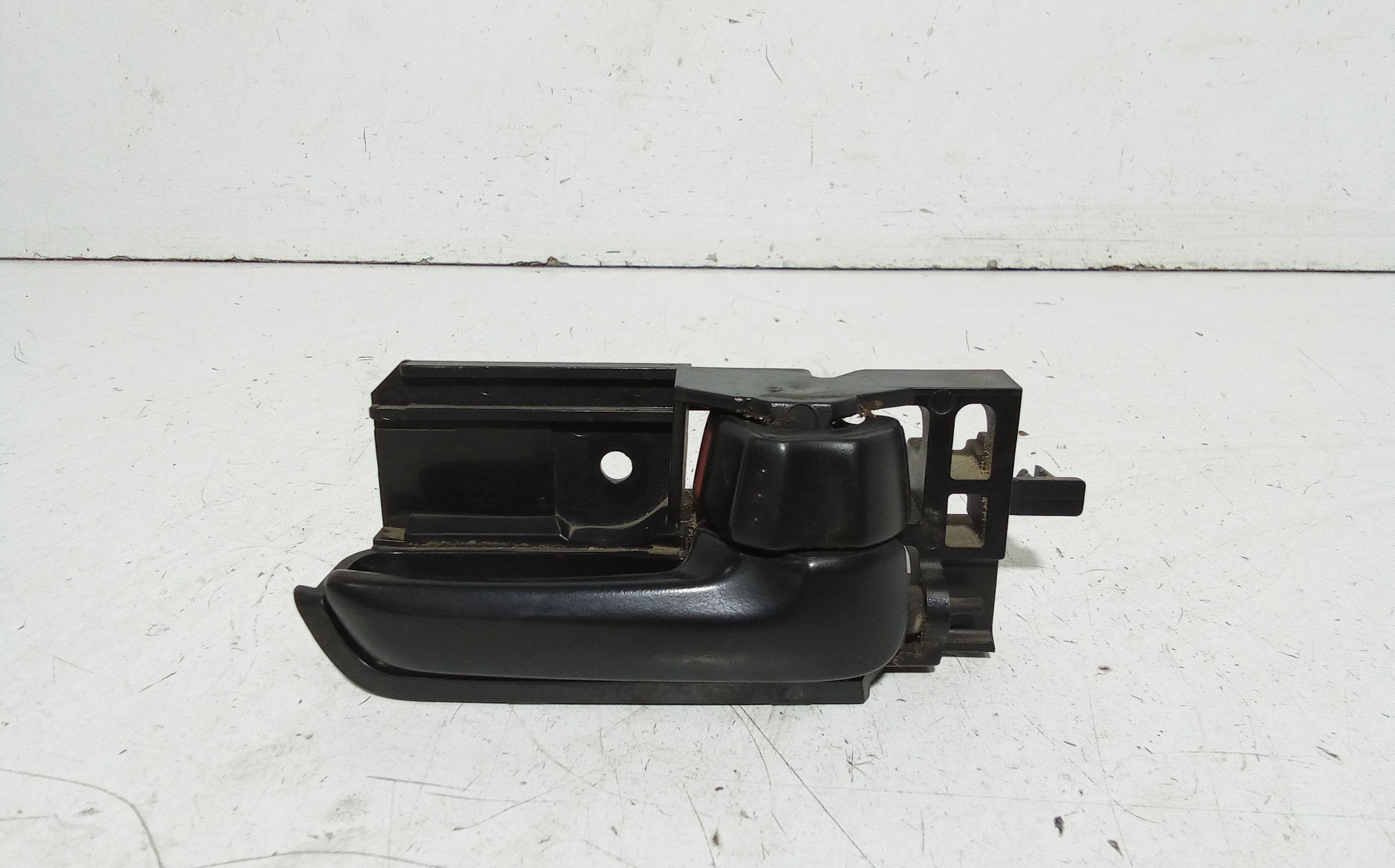 Maniglia Int. Apertura Porta Ant. Destro Usato