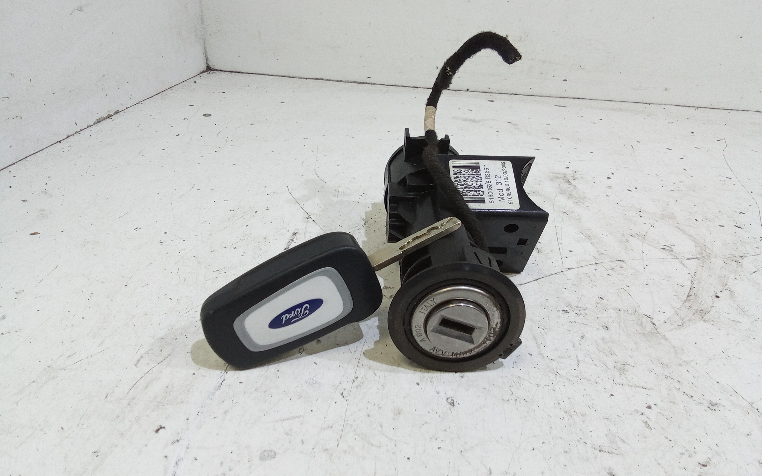 Commutatore Avviamento Con Cilindretti Serrature Usato