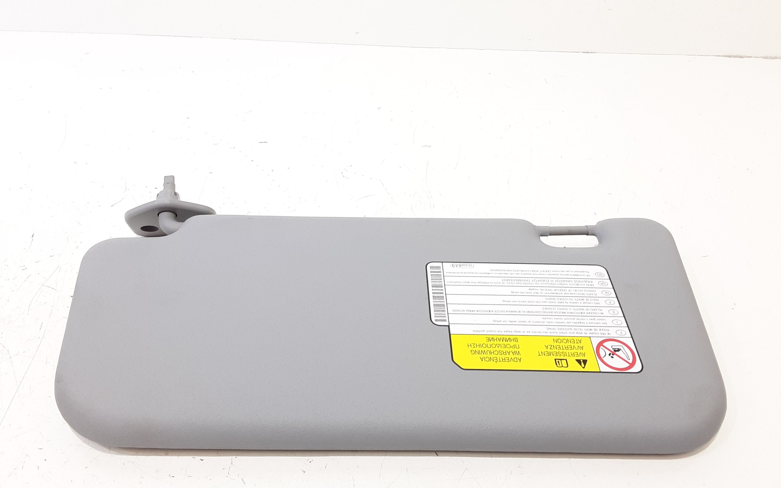 Aletta Parasole Parabrezza Destro 7620A574HA Usato