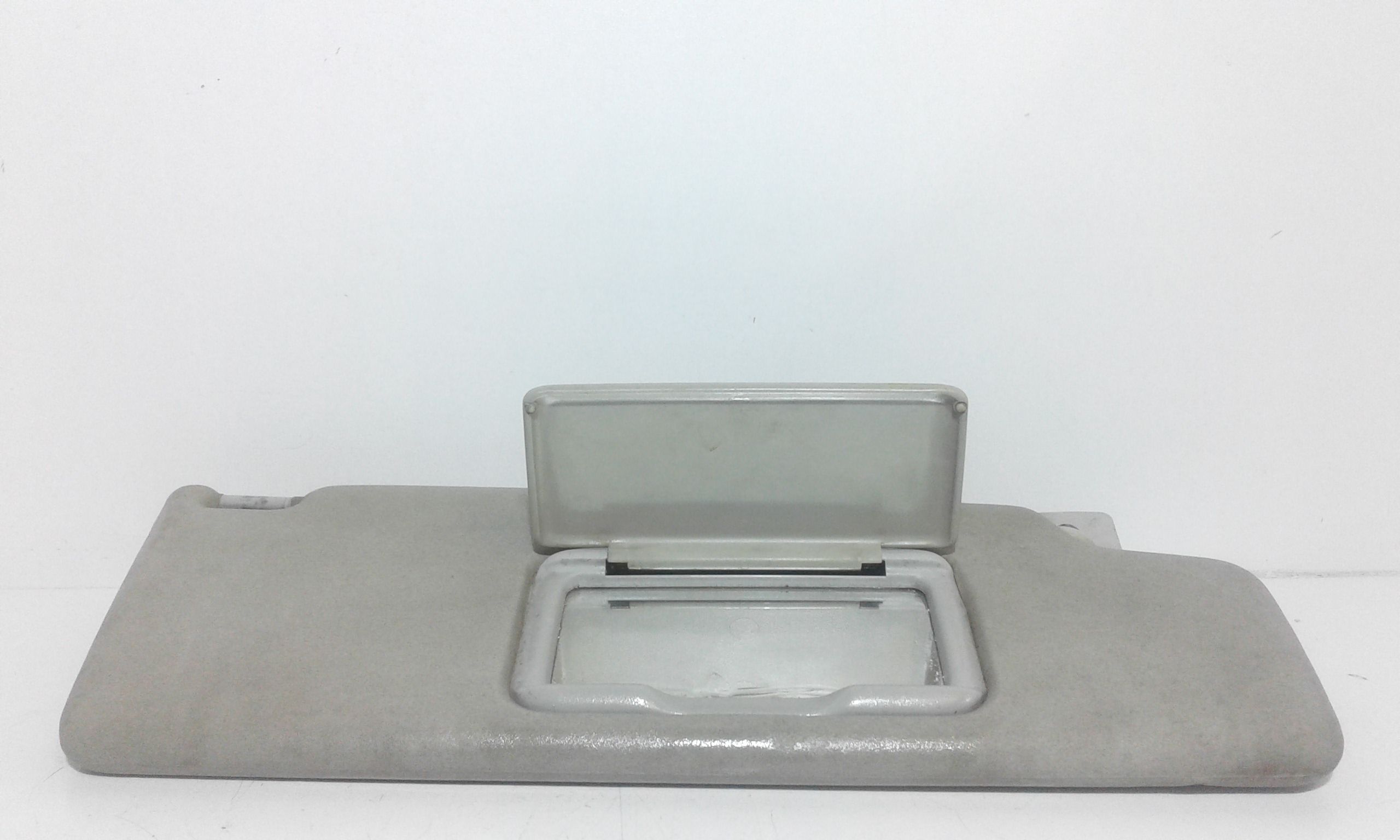 Aletta Parasole Parabrezza Destro 3B0857552AK2F4 Usato