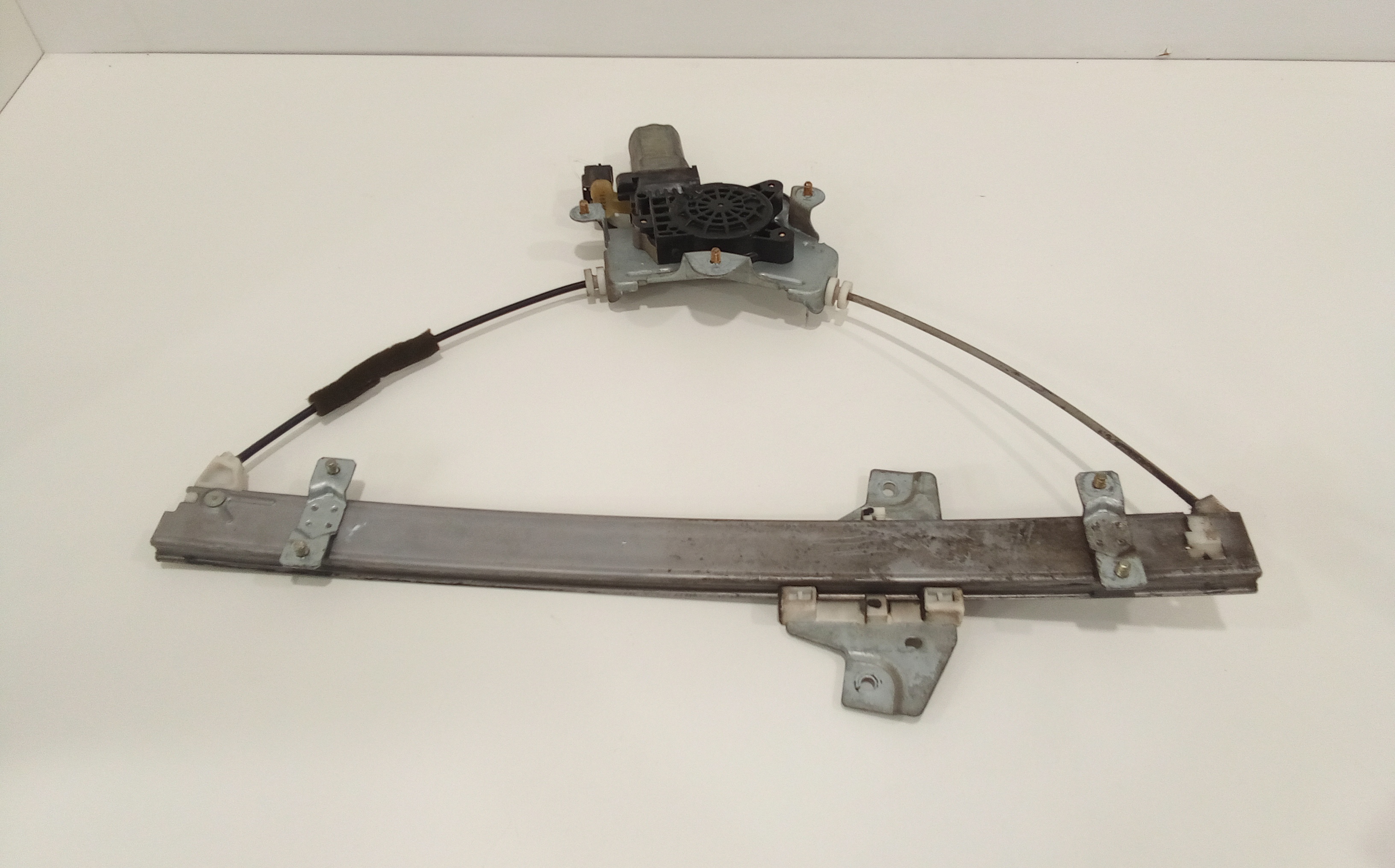 Alzacristallo Porta Ant. Sinistro 8240107000 Usato