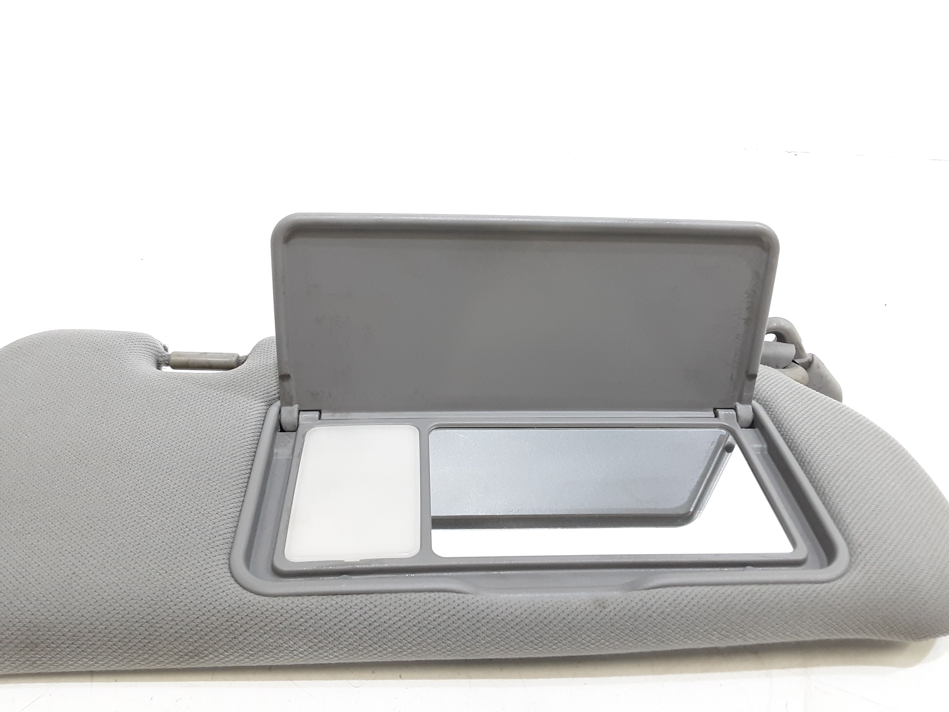 Aletta Parasole Parabrezza Destro 852123E045CY Usato