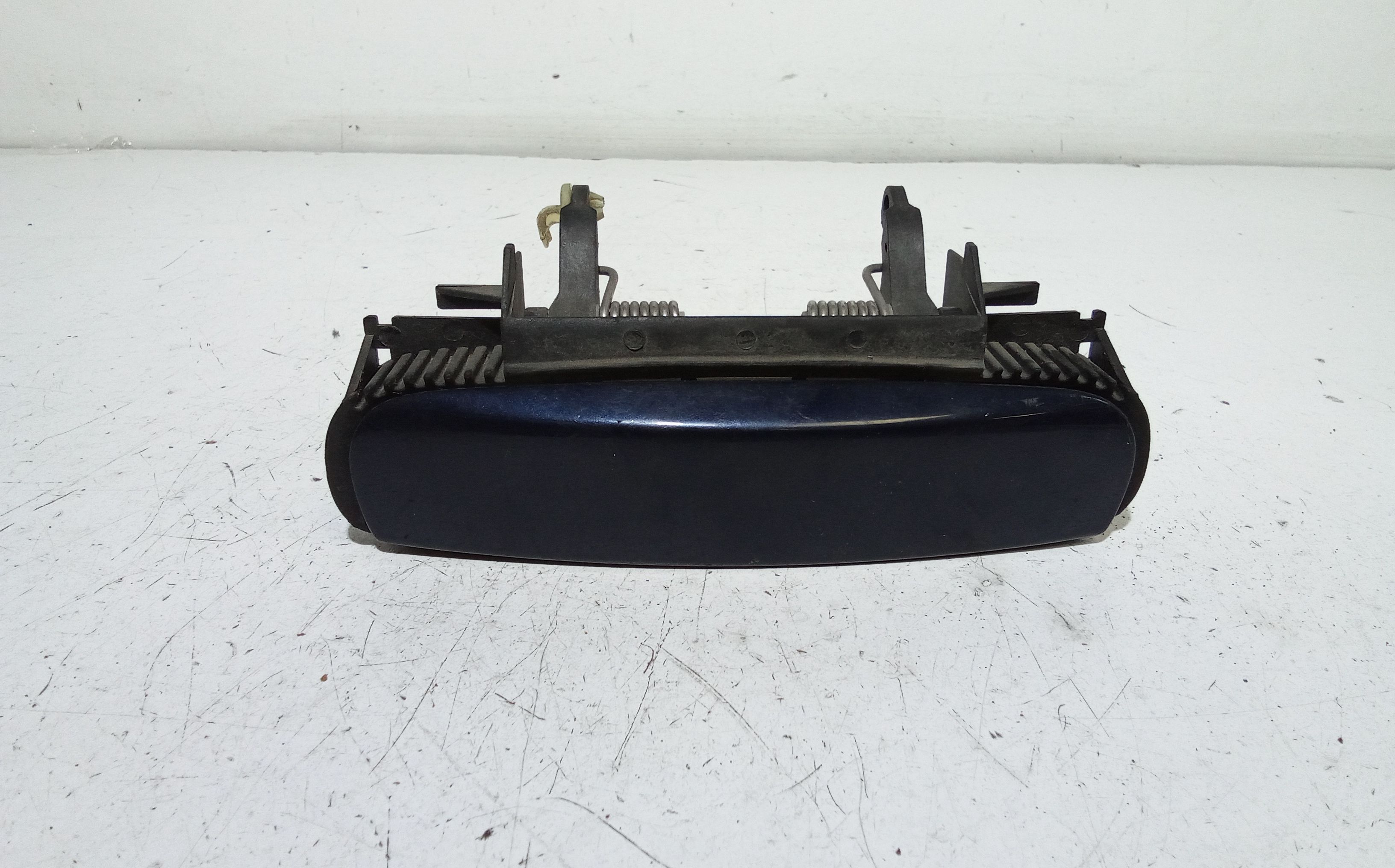 Maniglia Porta Ant. Destro 4F0837208B Usato