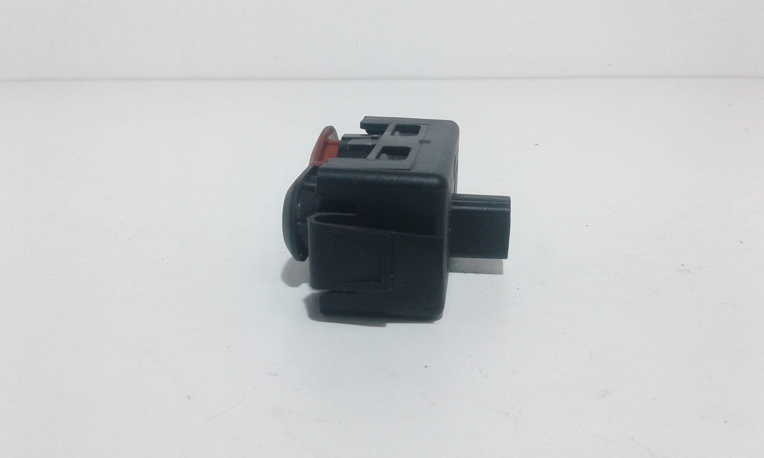 Interruttore Luci Emergenza 252103766R Usato