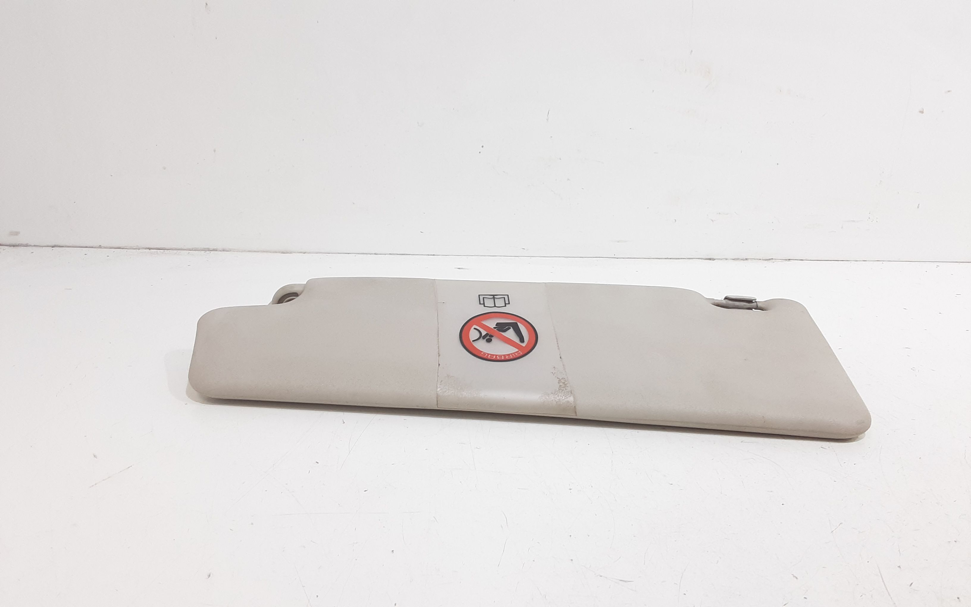 Aletta Parasole Parabrezza Destro 735361684 Usato