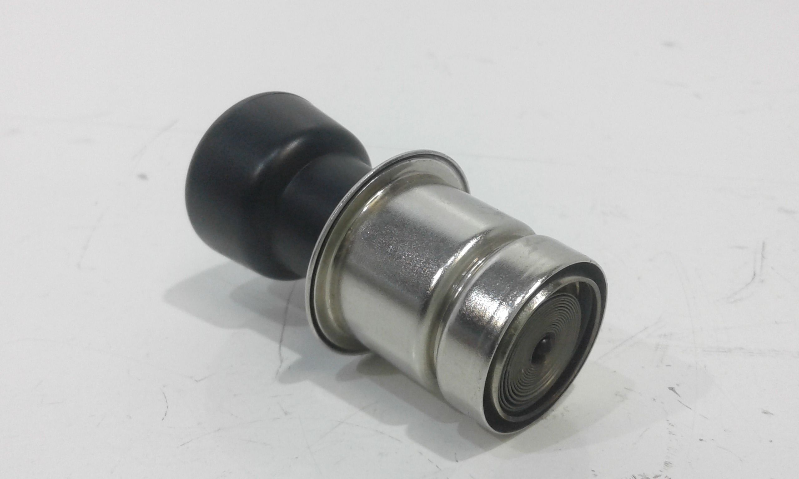 Accendisigari GJ6G61190A Usato