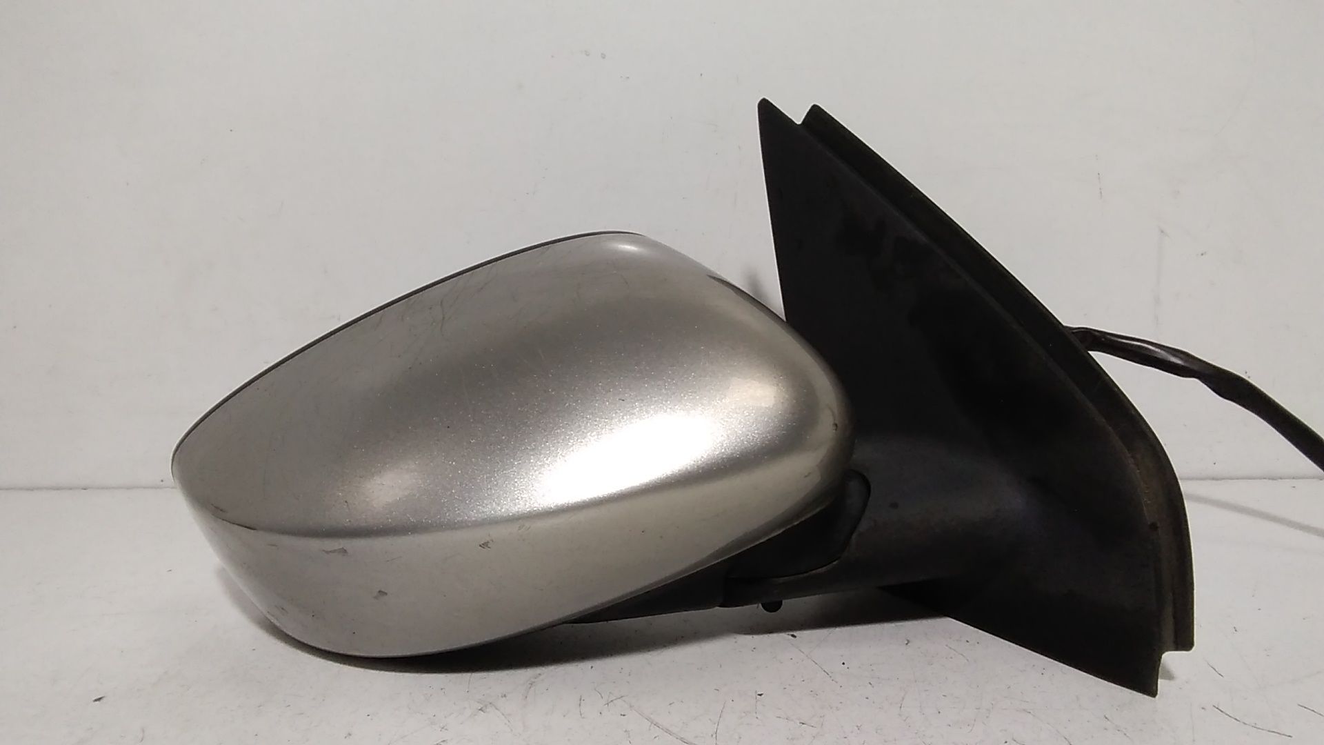 Retrovisore Est. Destro Usato