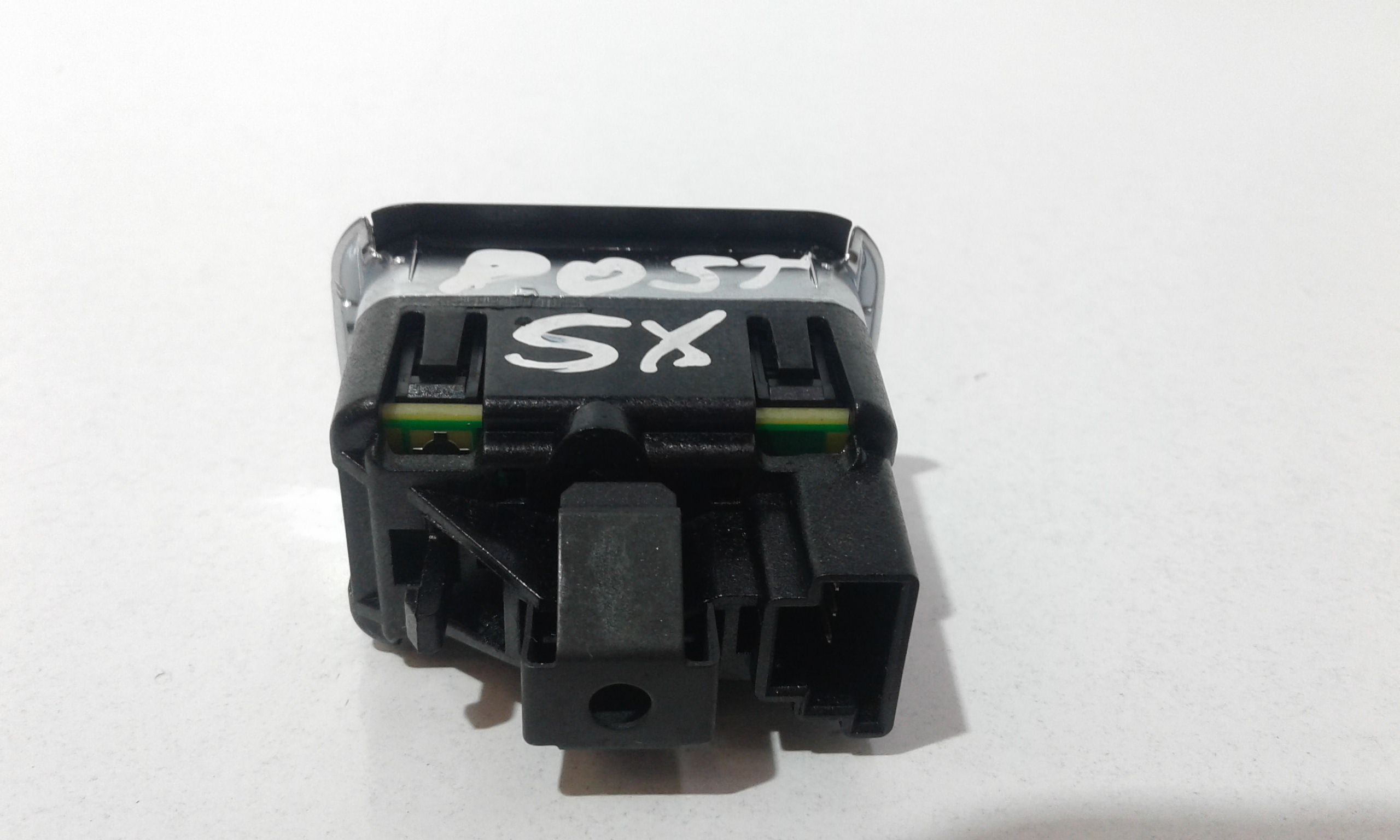 Interruttore Alzacristalli Porta Post. Sinistro A20490581029107 Usato