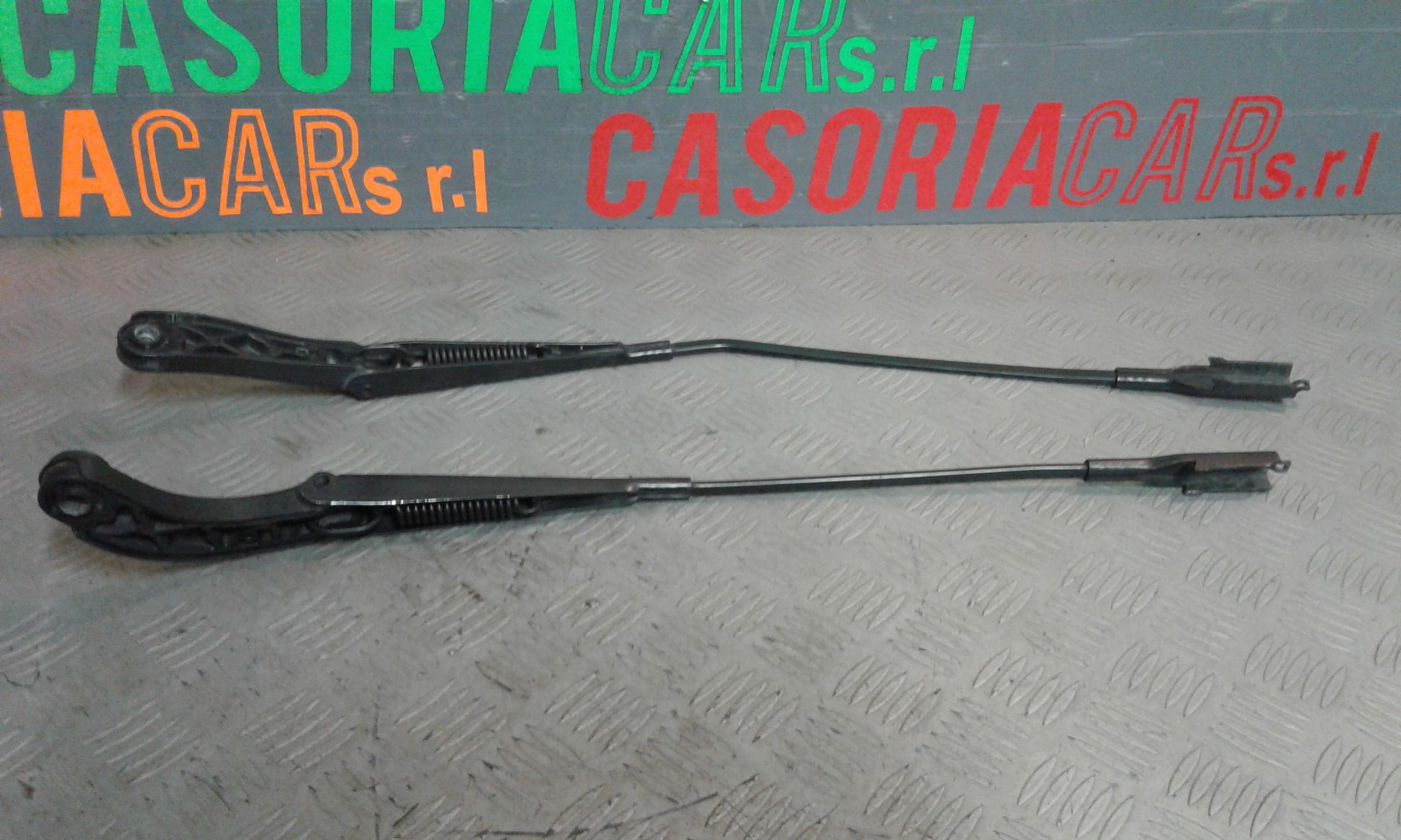 Braccio Tergiparabrezza Usato