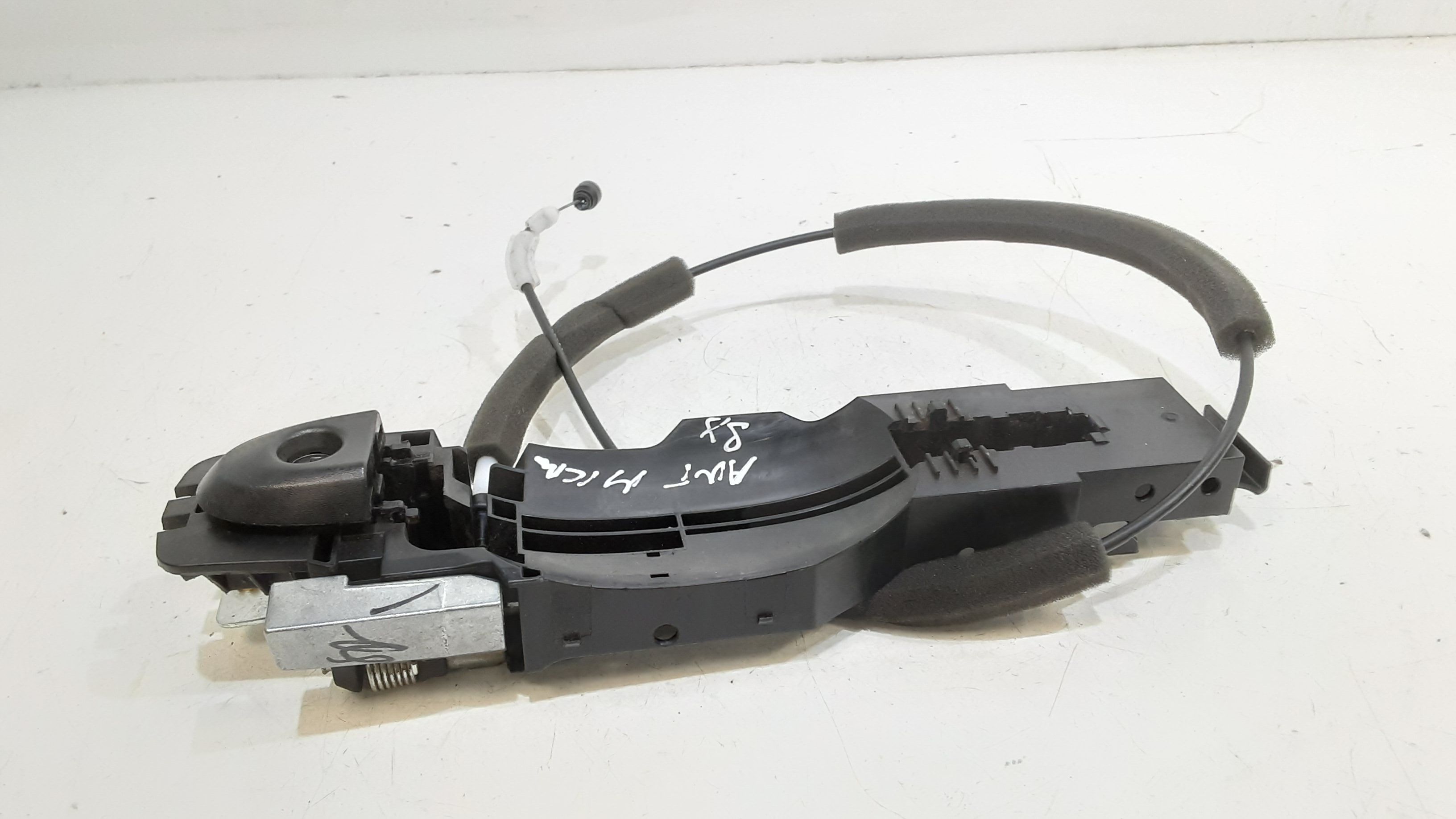 Supporto Maniglia Est. Porta Ant. Sinistro 806111HB1A Usato