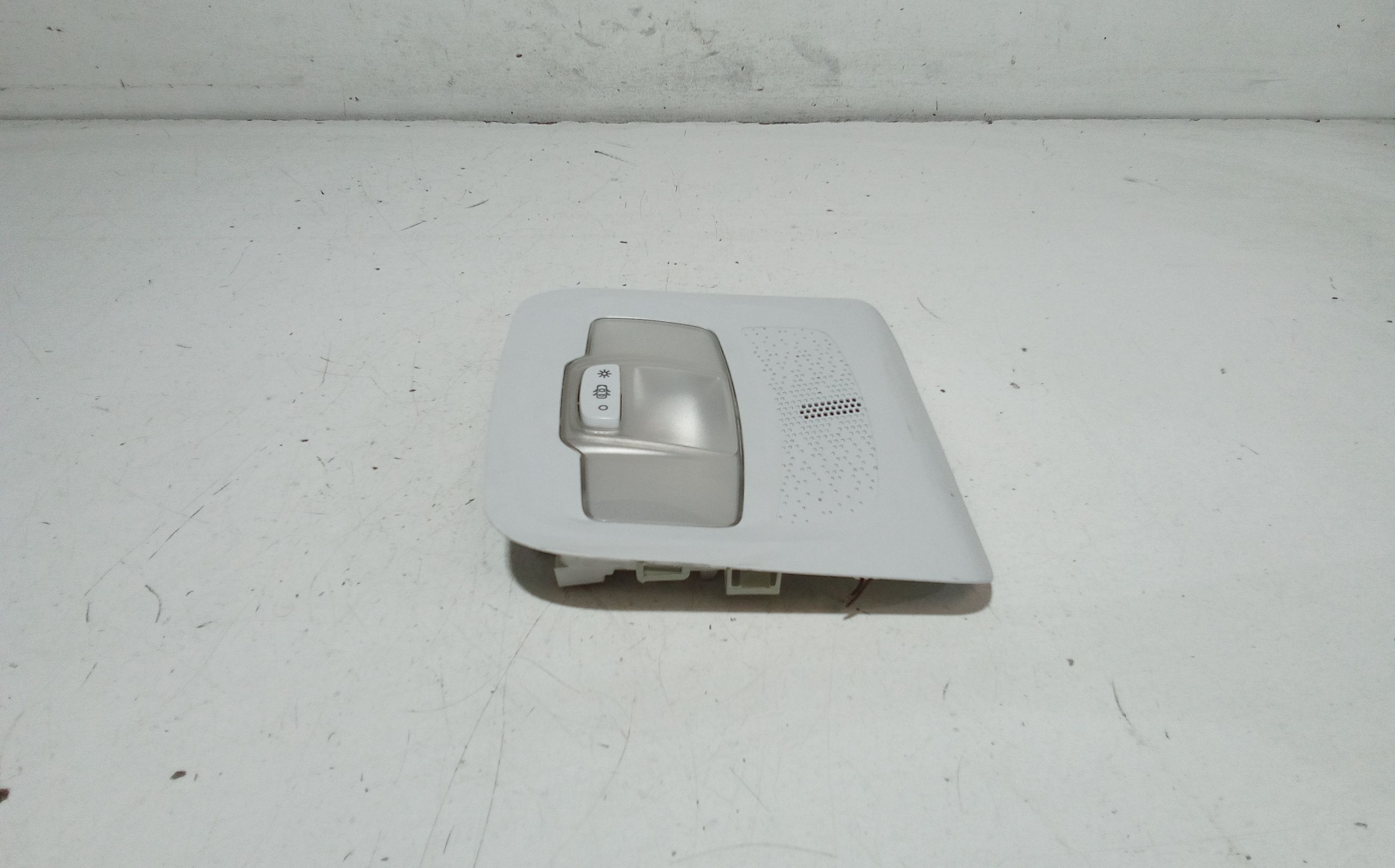 Luce Cortesia Ant. Tetto 96754056PR Usato