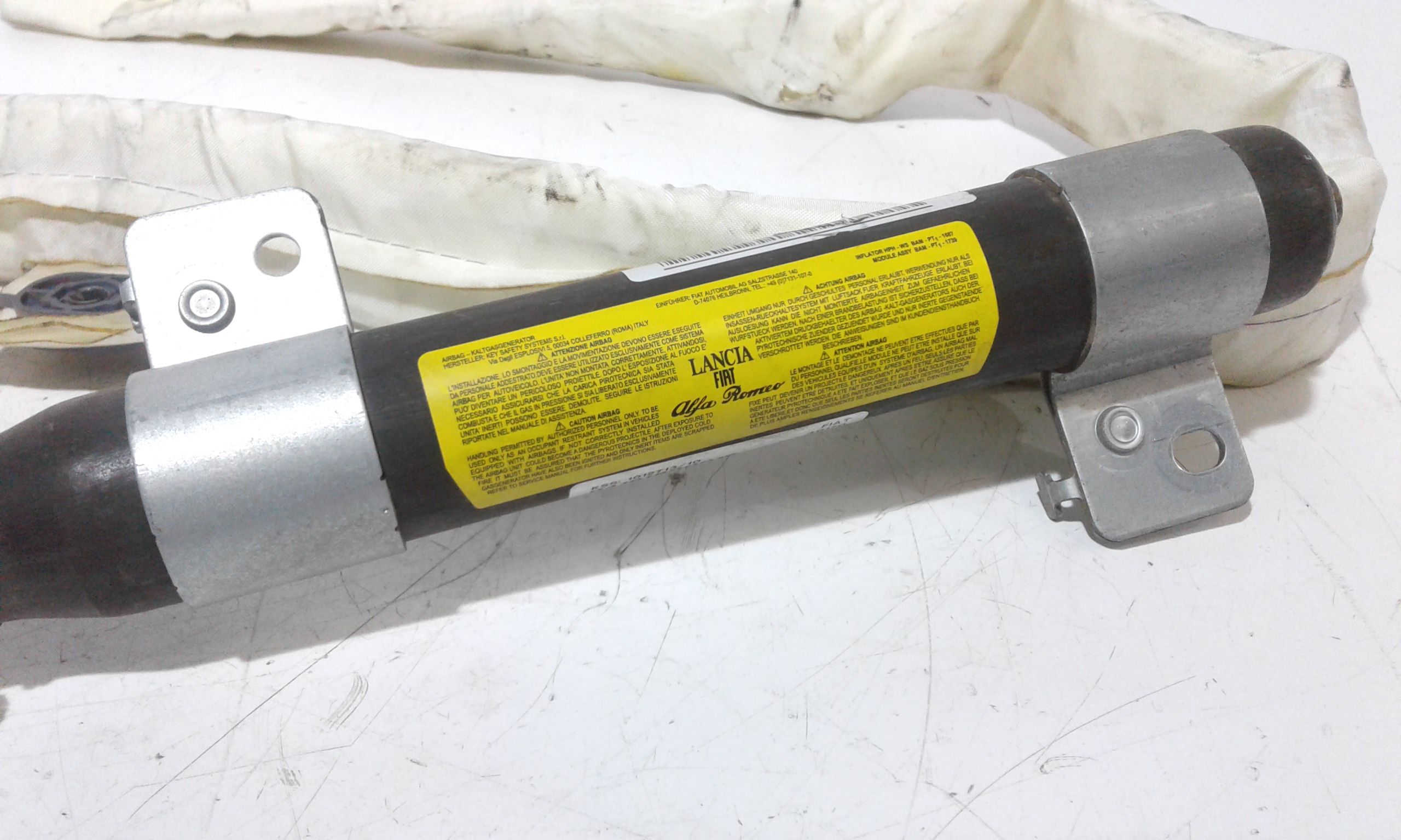 Dispositivo Airbag A Tendina Destro 51961950 Usato