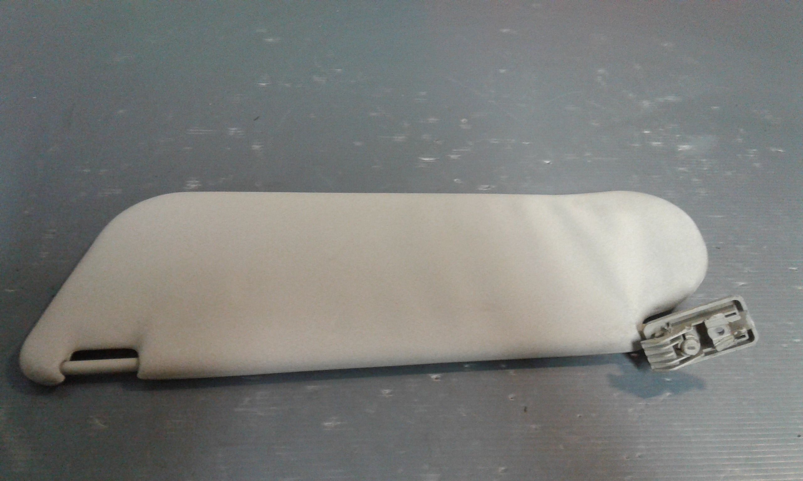 Aletta Parasole Parabrezza Destro 24454160 Usato