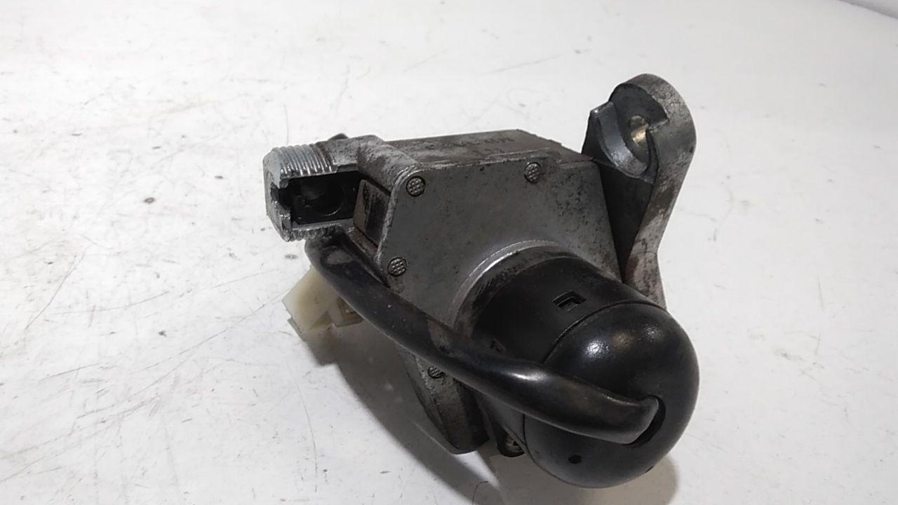 Commutatore Avviamento Con Cilindretti Serrature Usato