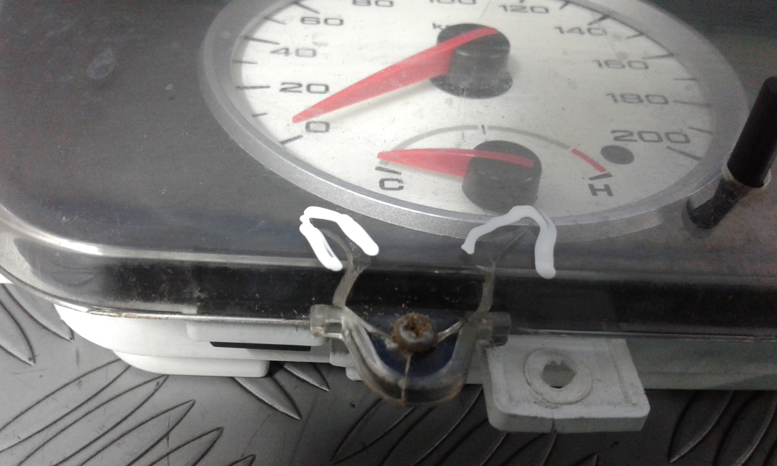 Quadro Portastrumenti Usato