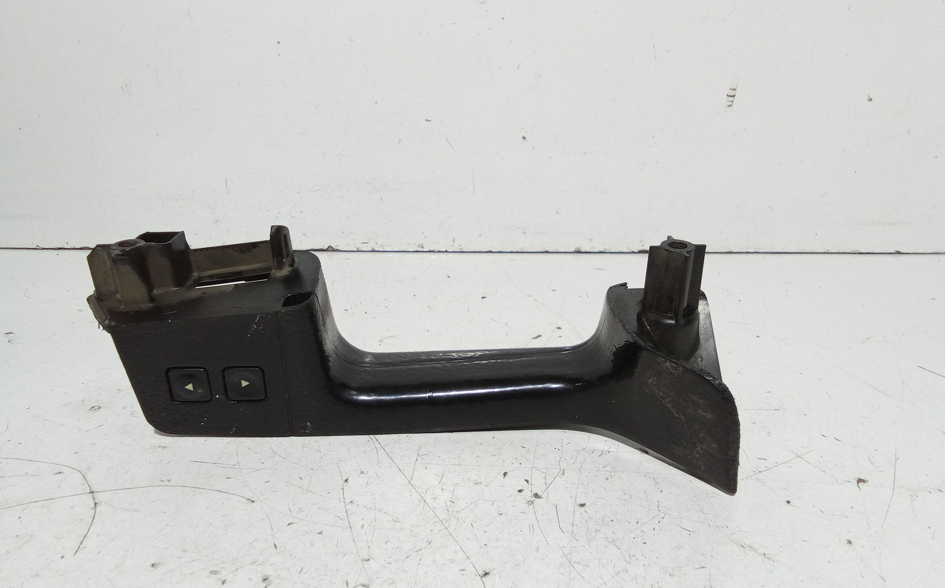 Interruttore Alzacristalli Porta Ant. Destro Usato