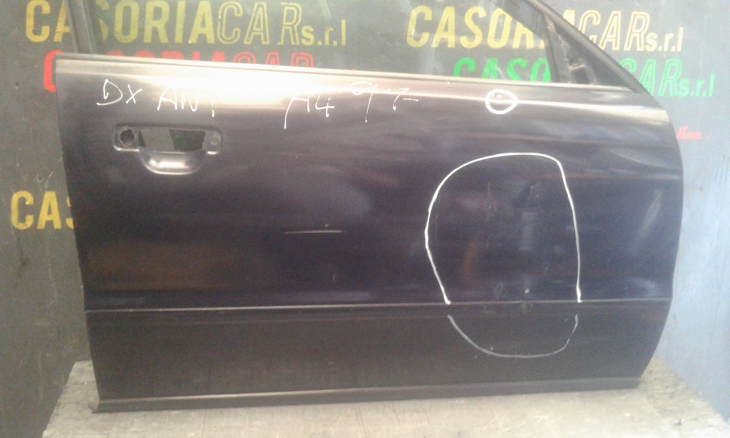 Porta Ant. Destro 8D0831052B Usato