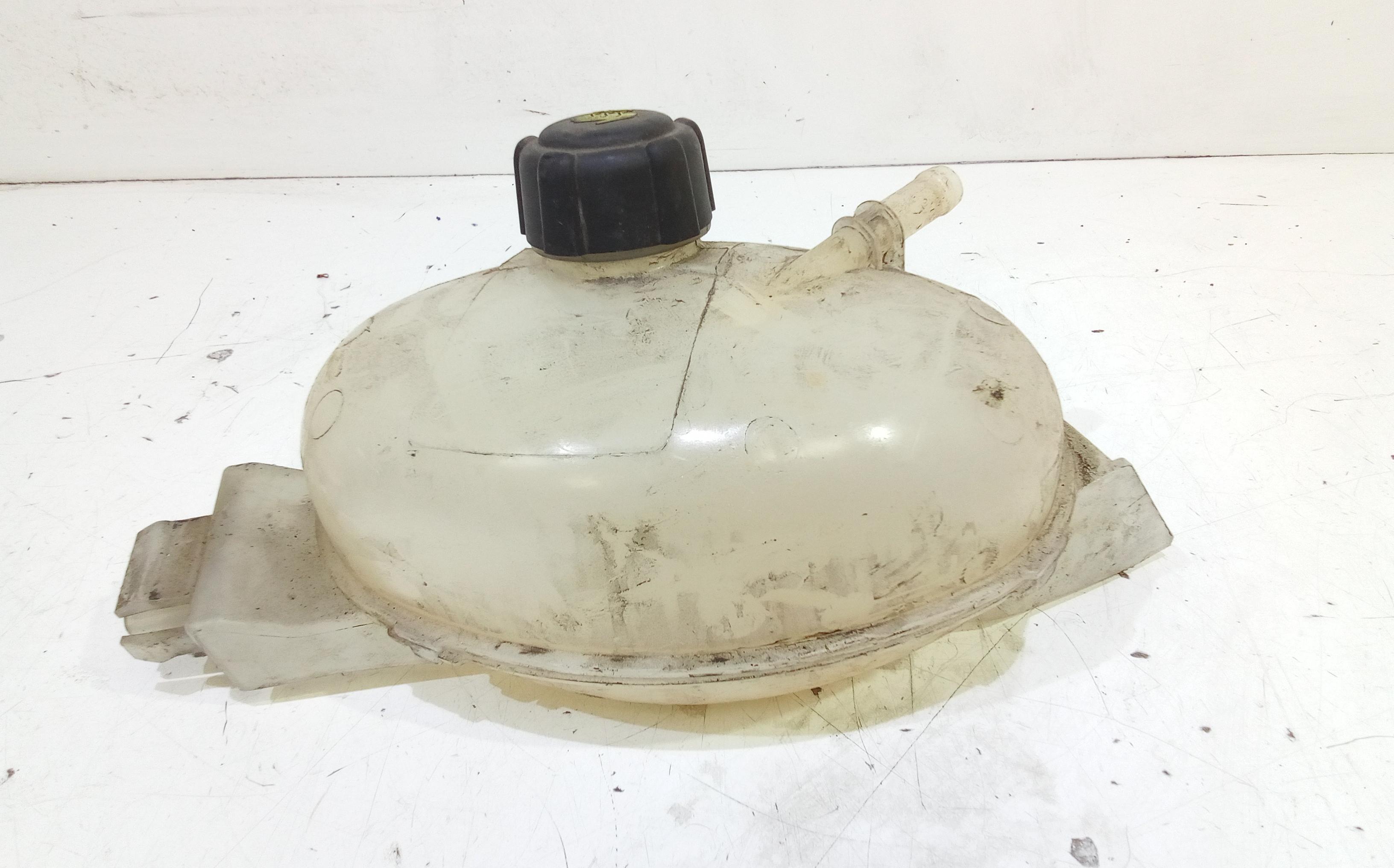 vaschetta compensazione radiatore - Immagine 1 di 5