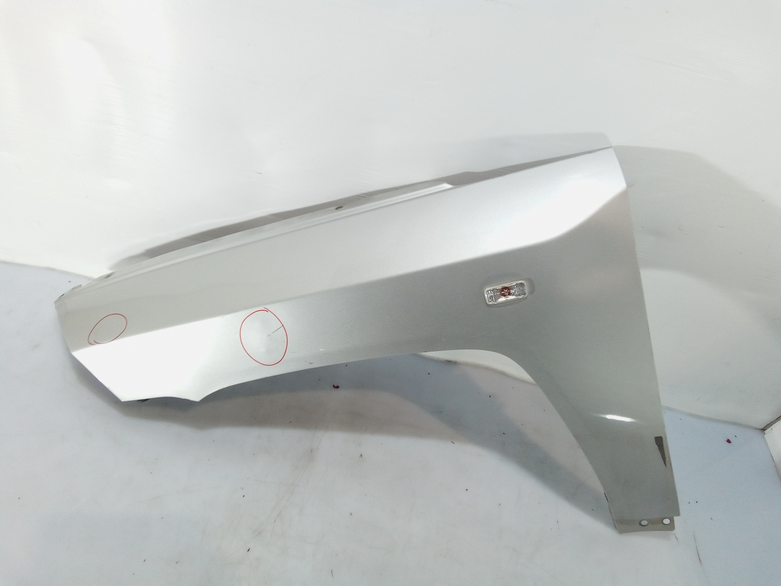 Parafango Ant. Sinistro K05115663AC Usato