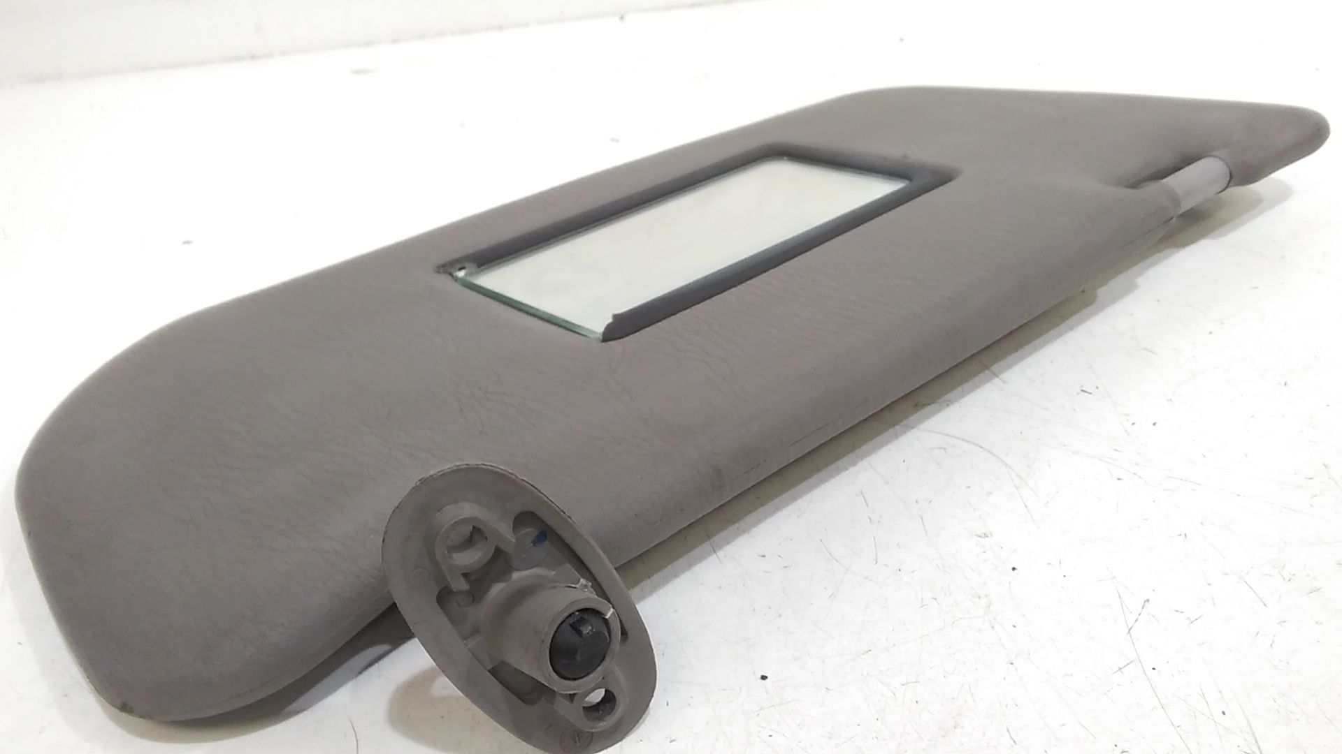 Aletta Parasole Parabrezza Destro 964001F504 Usato