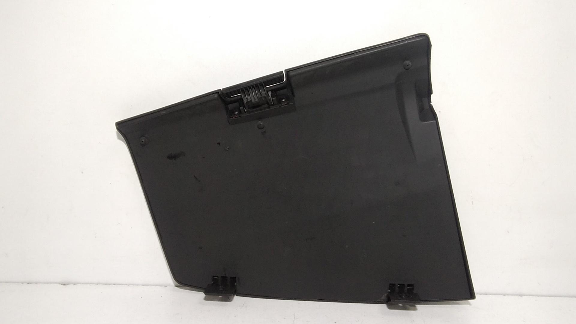 Sportello Portaoggetti Cruscotto Usato