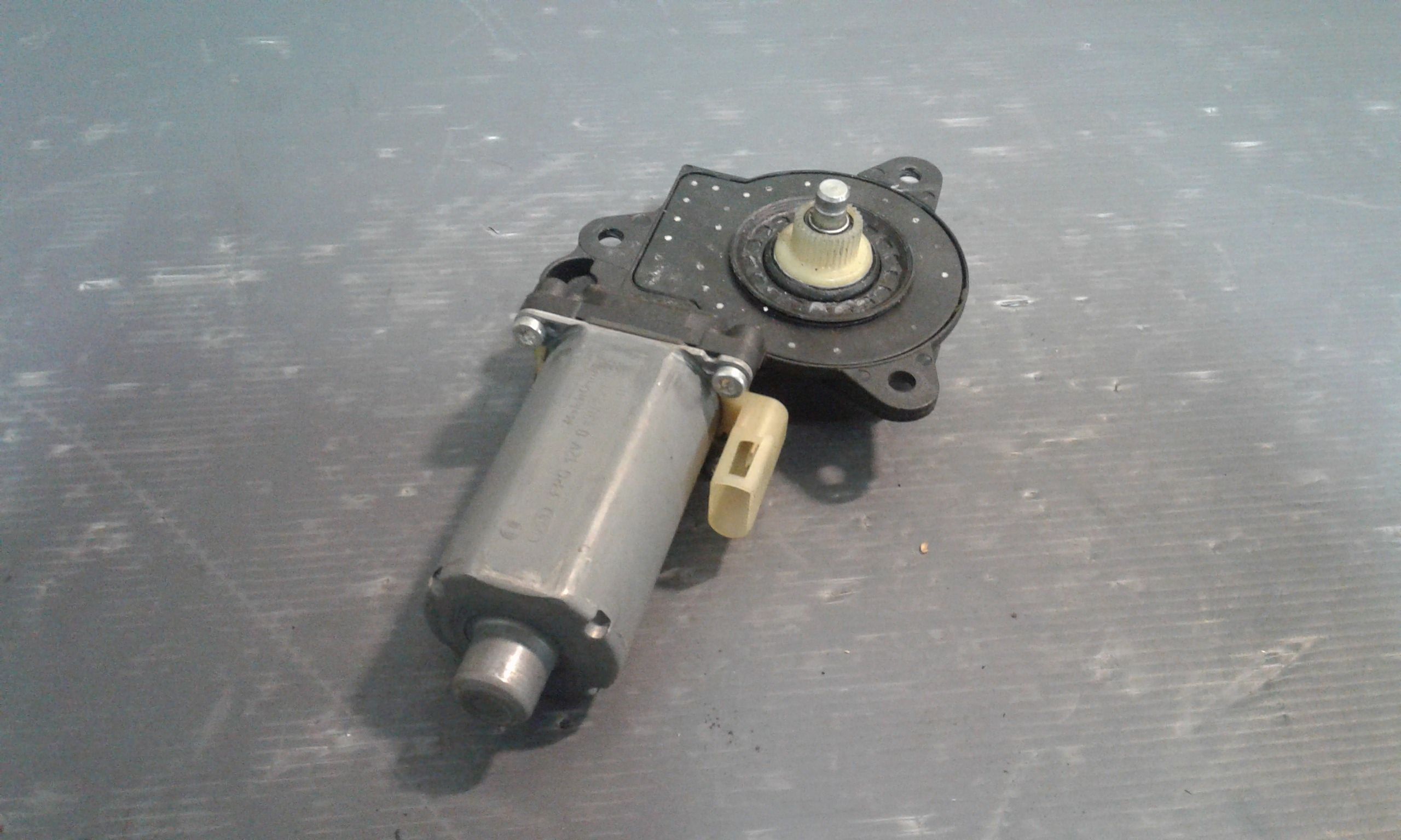 Motorino Alzacristallo Porta Ant. Sinistro 1218652 Usato