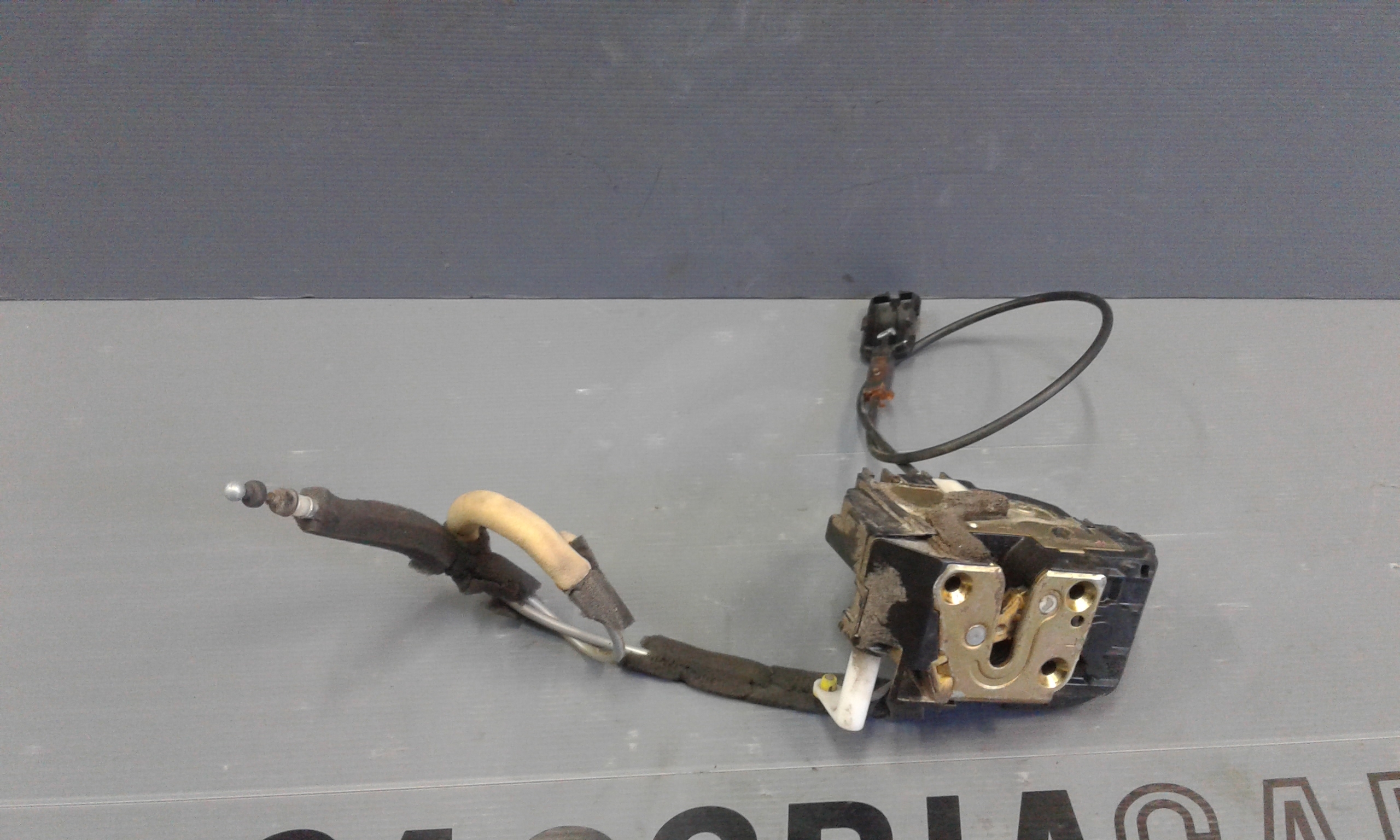 Serratura Porta Ant. Sinistro 80501BG00A Usato