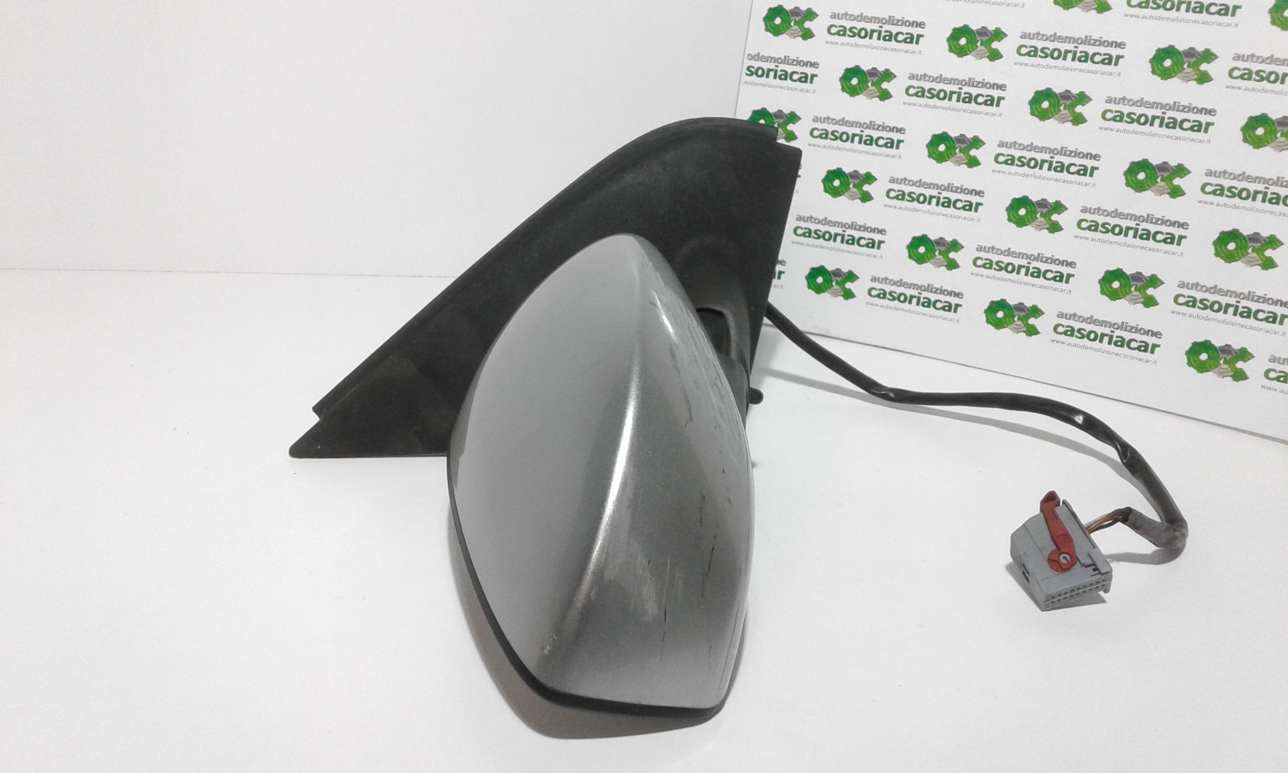 Retrovisore Est. Destro Usato