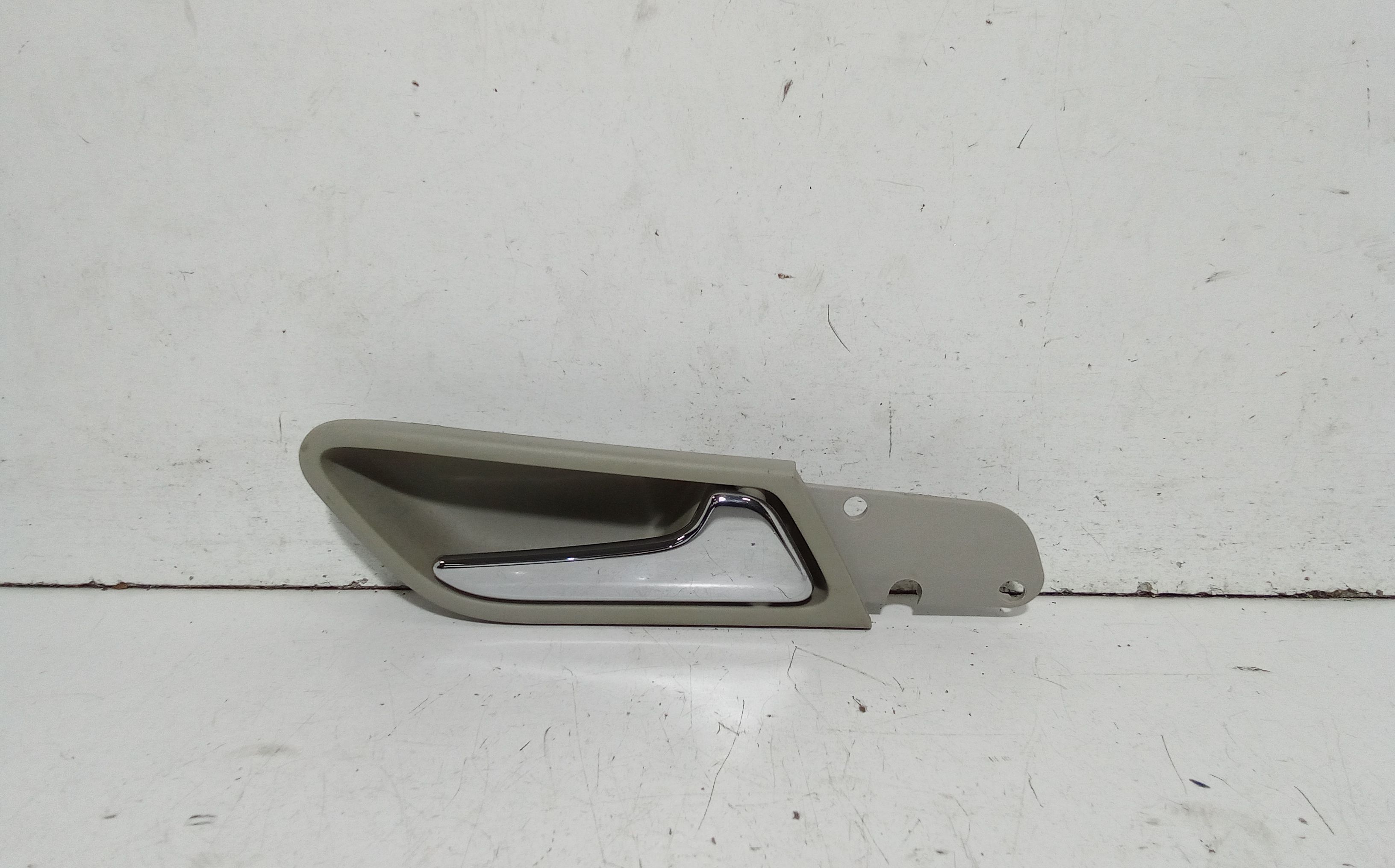 Maniglia Int. Apertura Porta Post. Destro A16976010619051 Usato