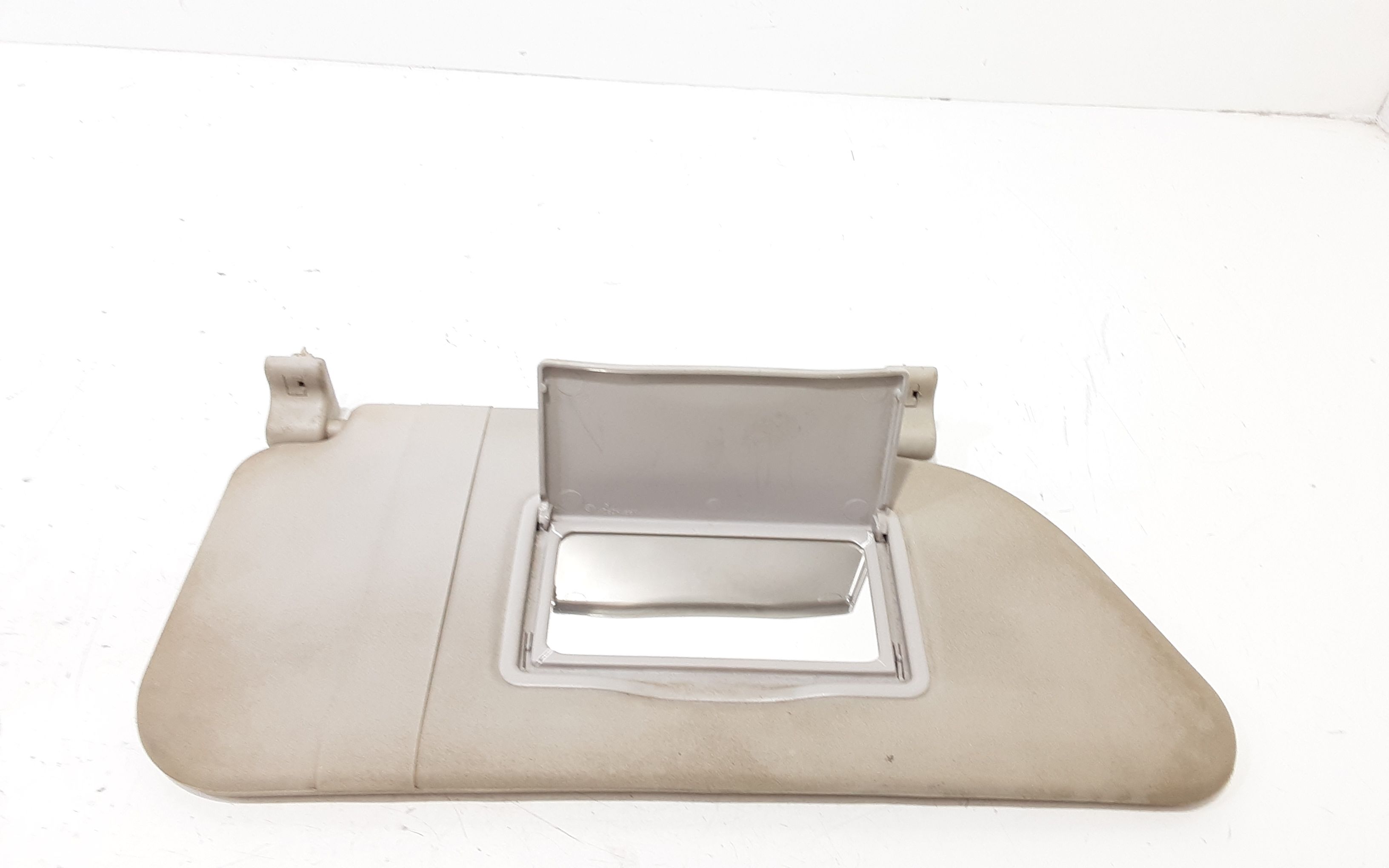 Aletta Parasole Parabrezza Sinistro Usato