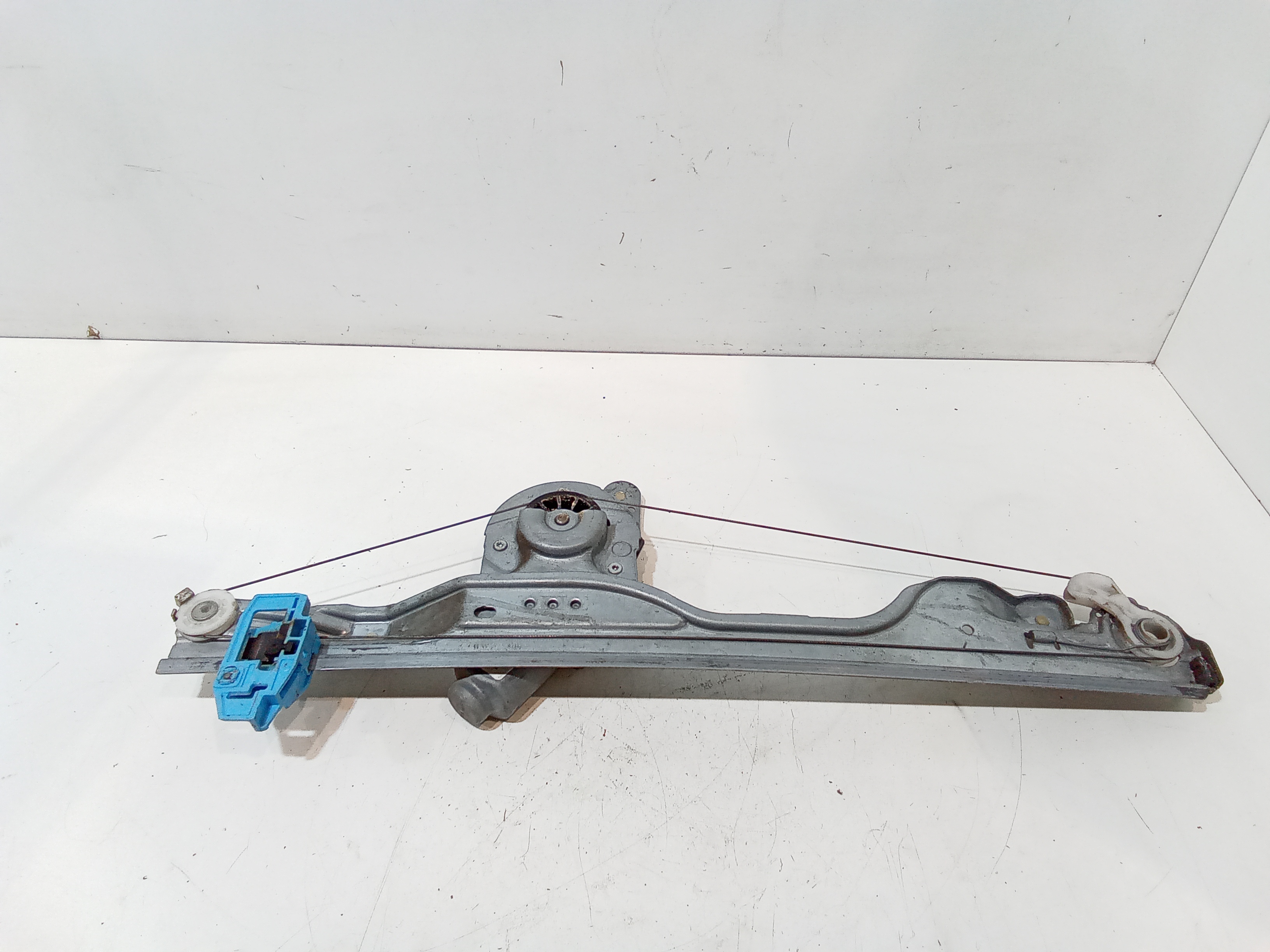 Alzacristallo Porta Ant. Sinistro Usato