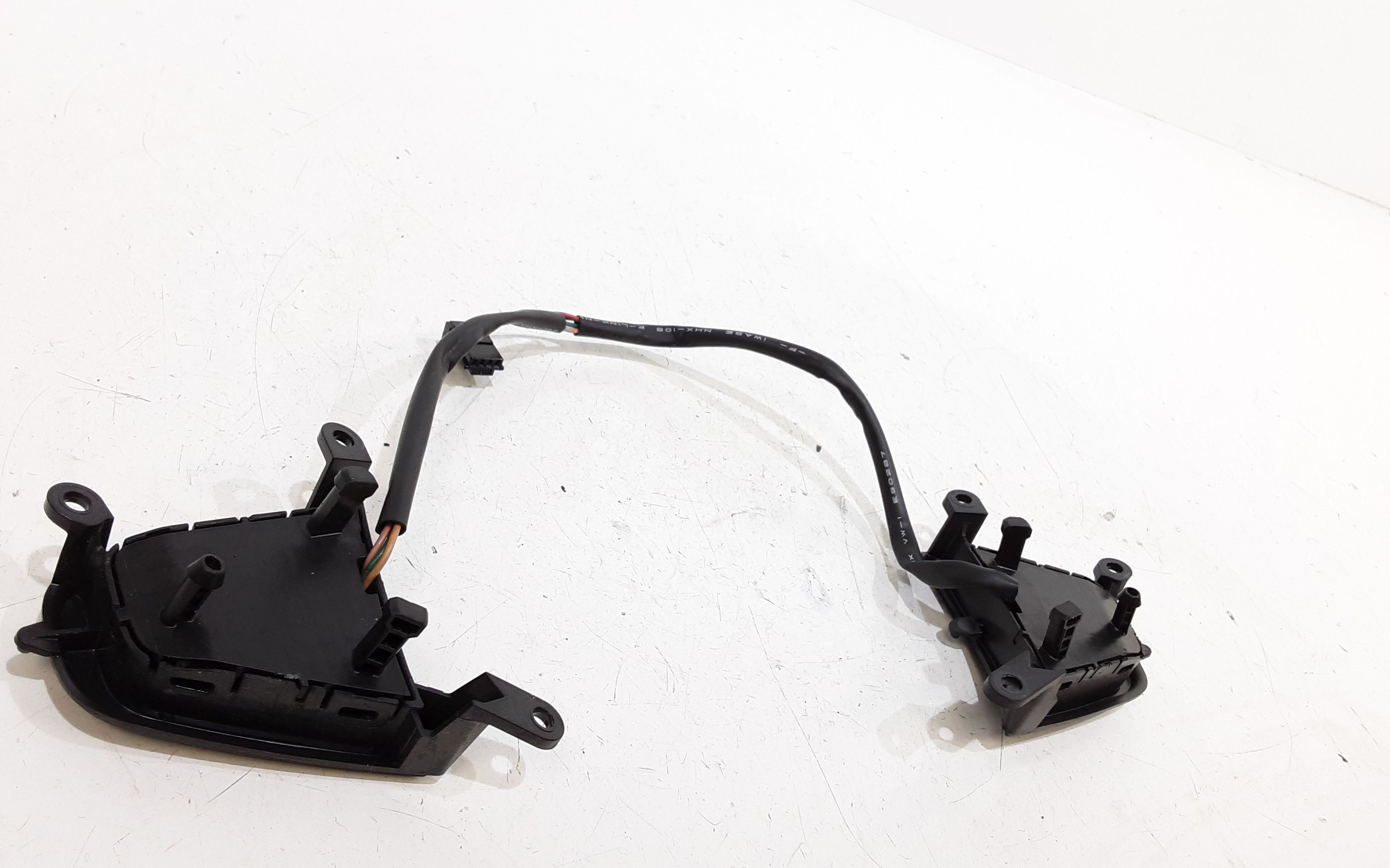 Blocco Volante Multifunzione Usato