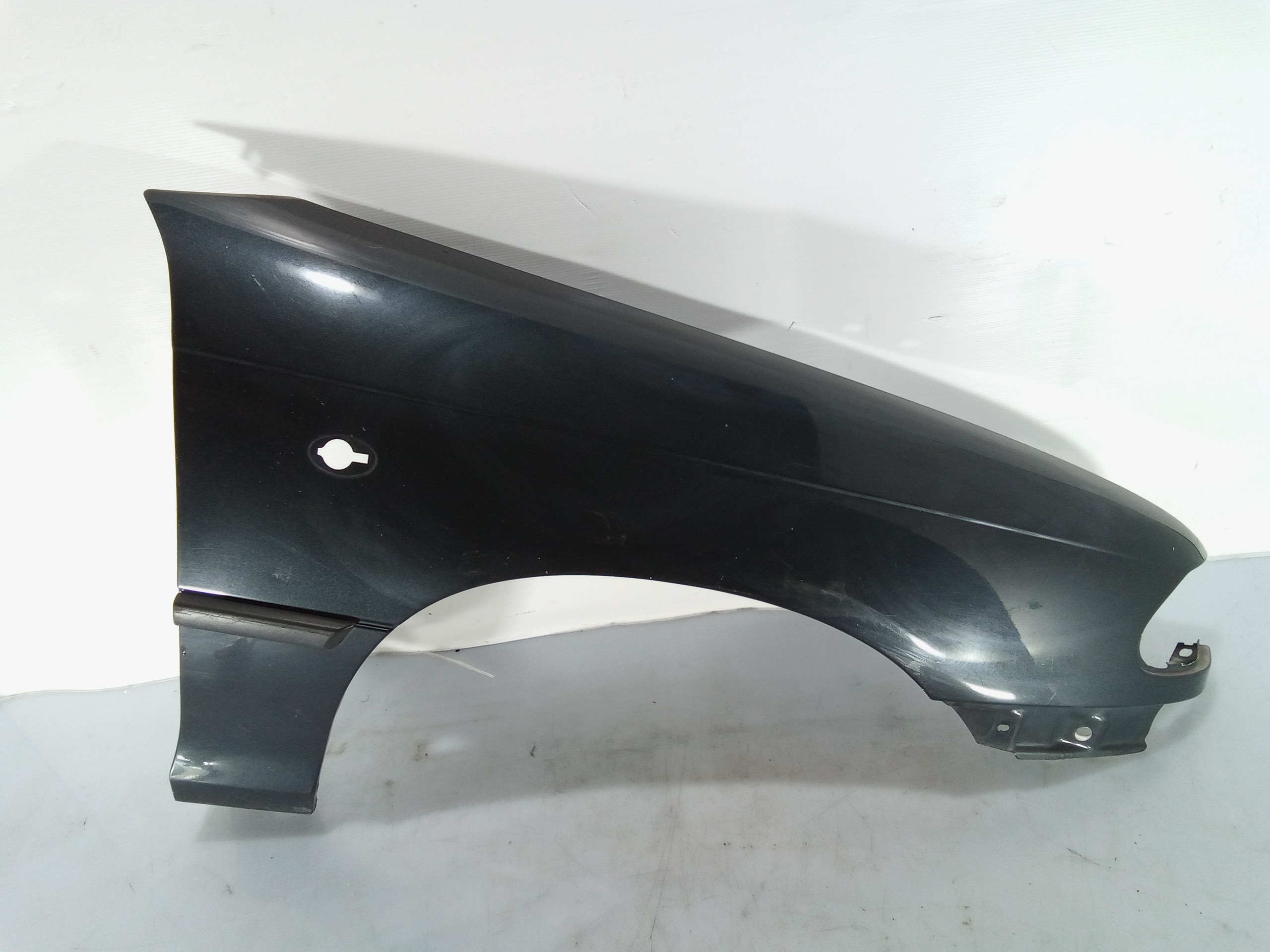 Parafango Ant. Destro 90360212 Usato