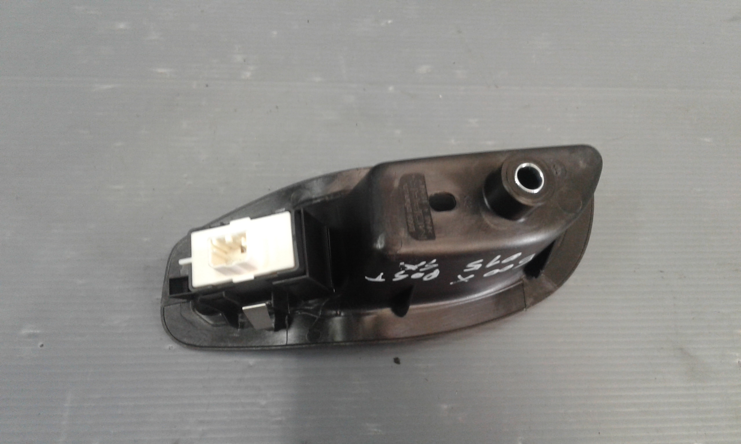 Interruttore Alzacristalli Porta Post. Sinistro 735603927 Usato