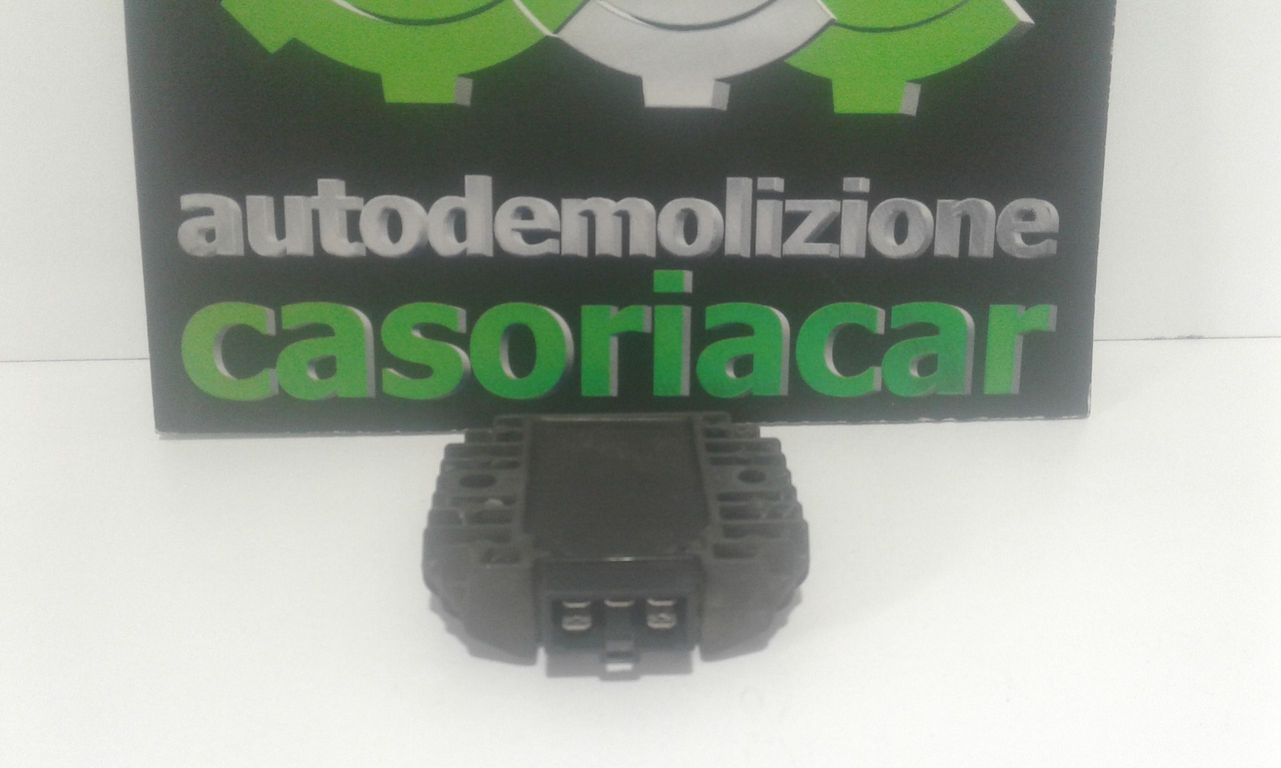 Regolatore tensione - Immagine 1 di 3