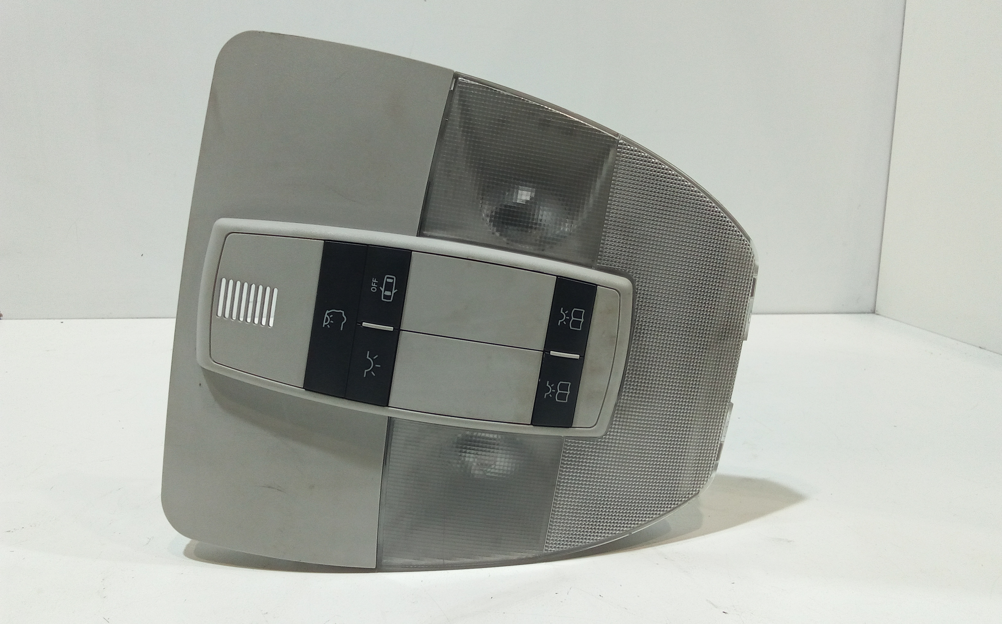 Luce Cortesia Ant. Tetto A16982039017H52 Usato